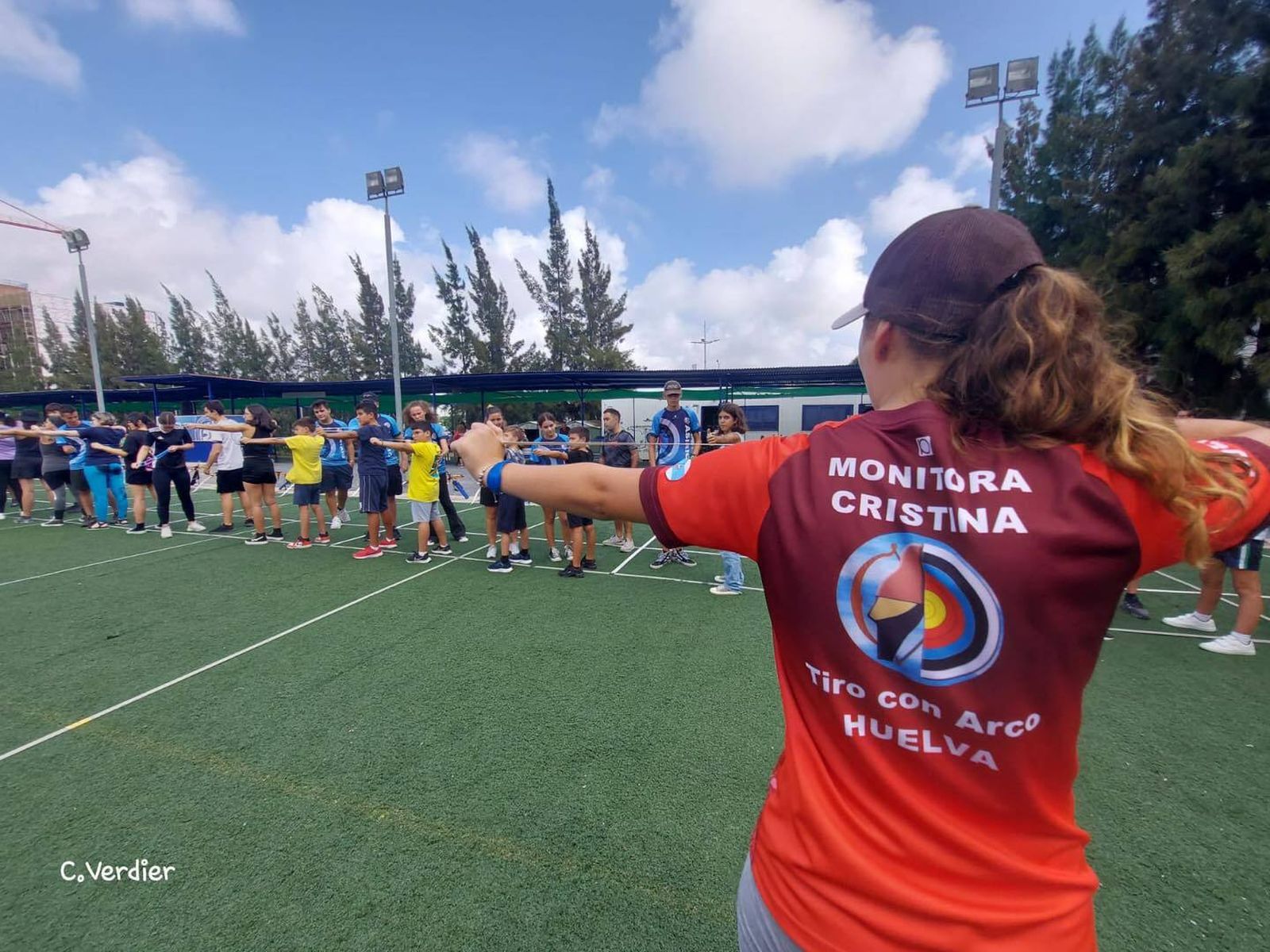 El Club Asirio comienza la temporada con un curso de iniciación de tiro con arco