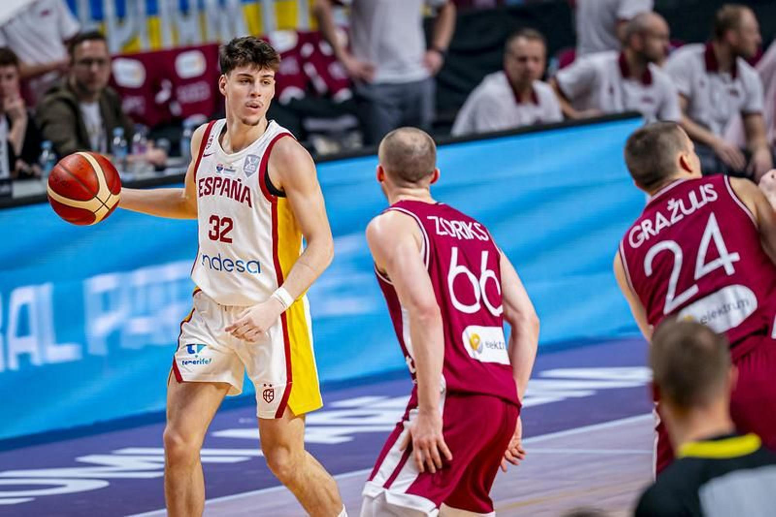 22 minutos de Mario Saint-Supéry en la clara derrota de España en Riga