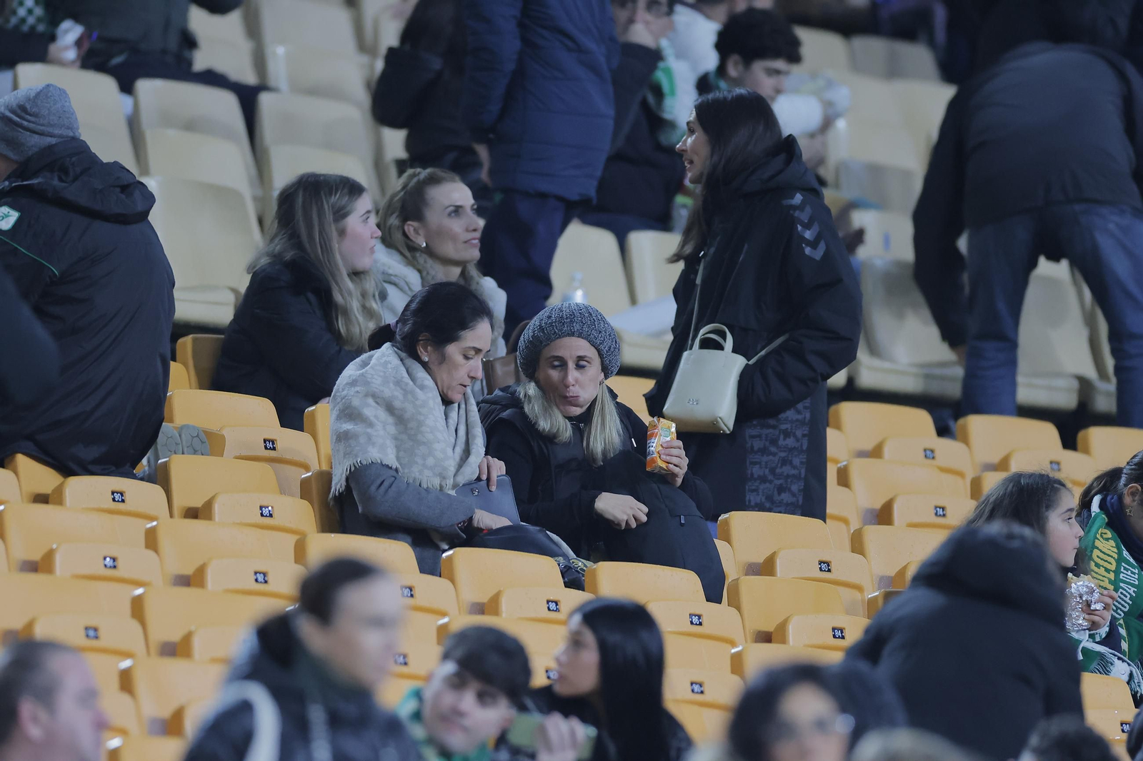 Búscate en las fotos del Betis - Getafe