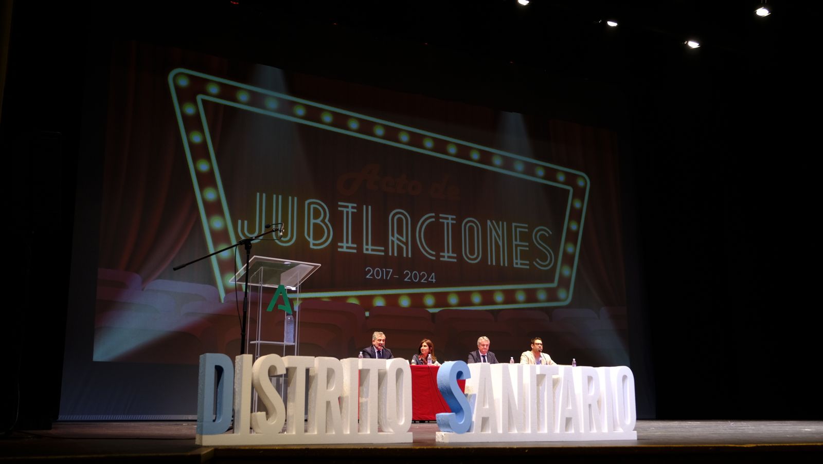 Imágenes del acto de jubilación de los profesionales del Distrito Sanitario Almería