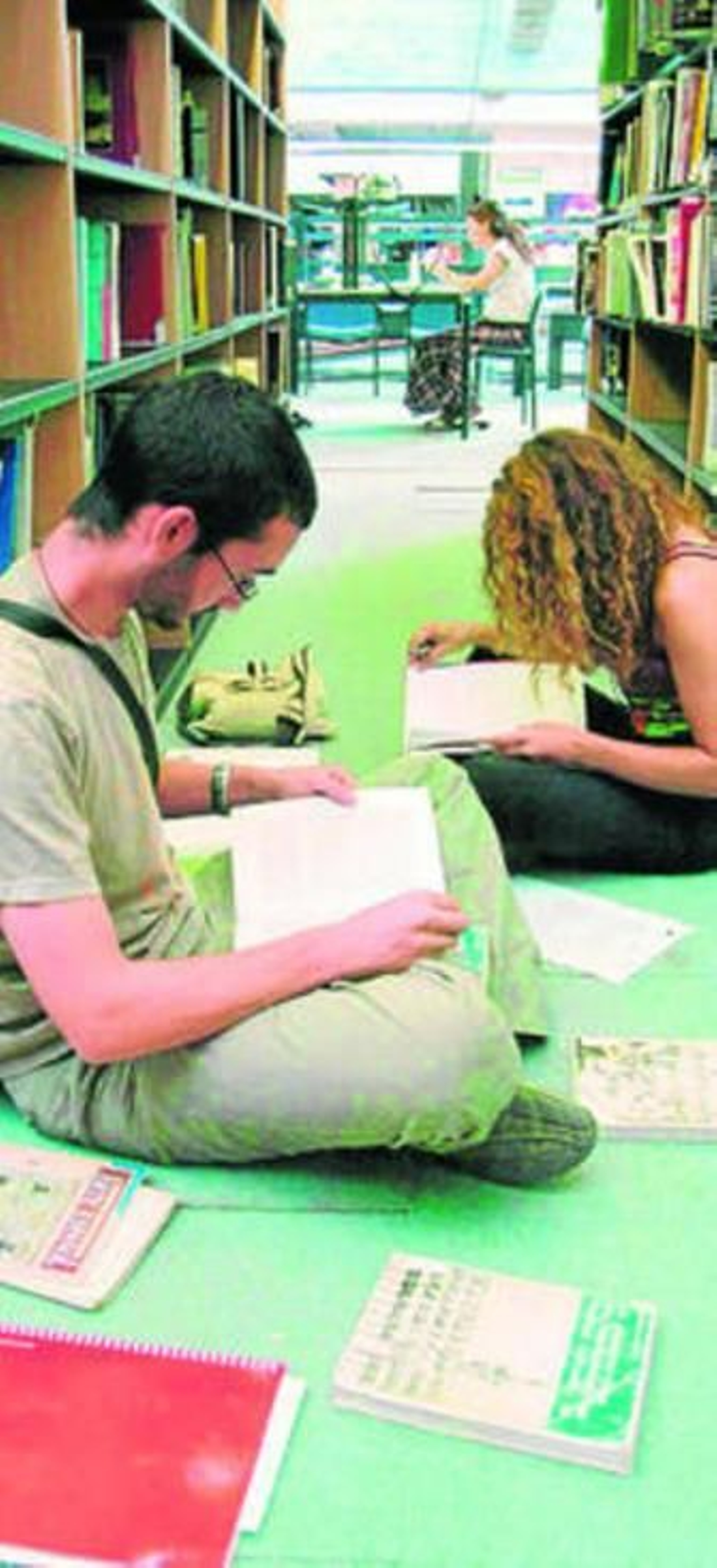 Los estudiantes deben aplicarse si no quieren pagar matrículas astronómicas.