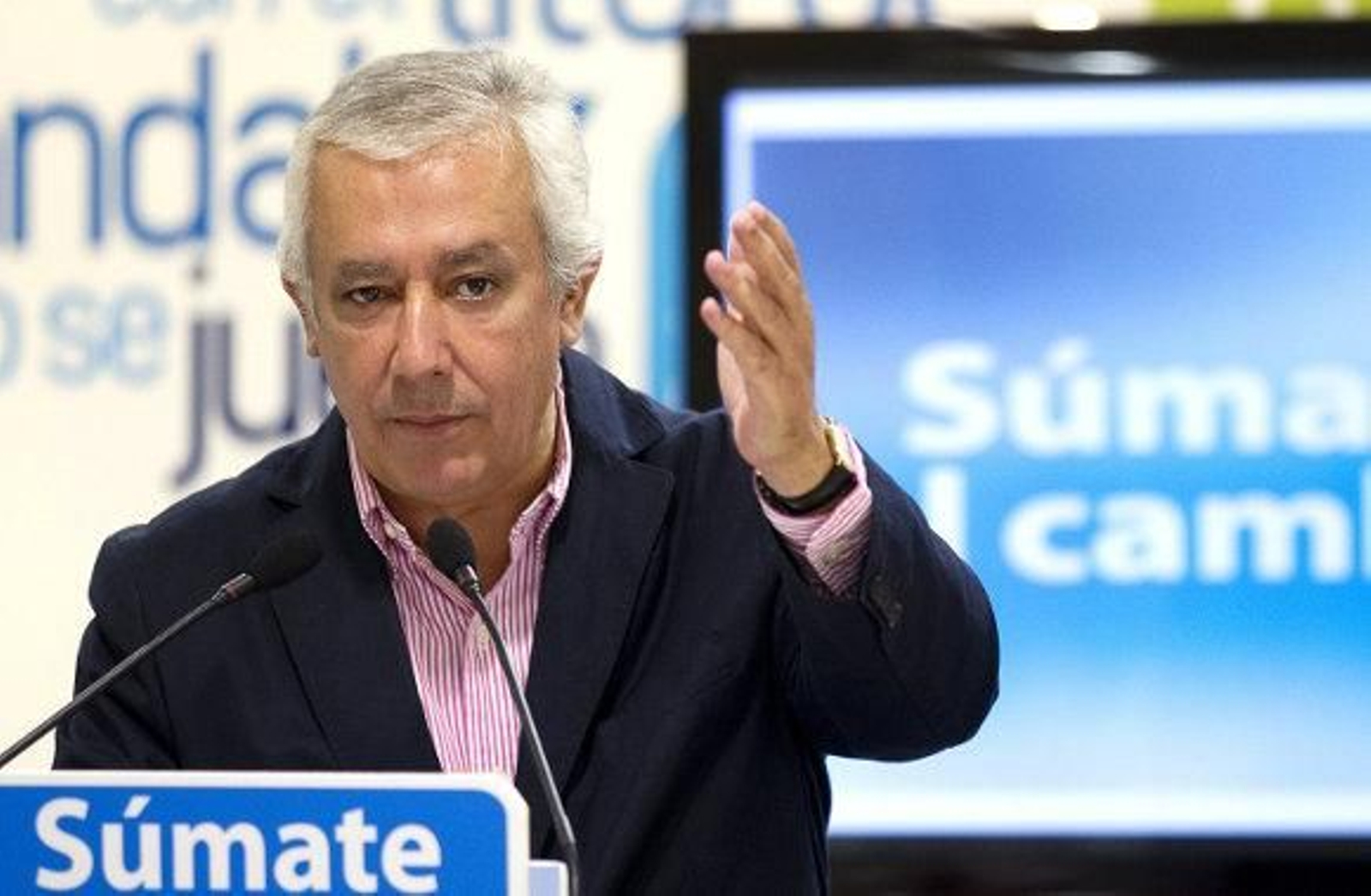 Arenas critica que el PSOE sitúe el "campo de batalla" en colegios y hospitales