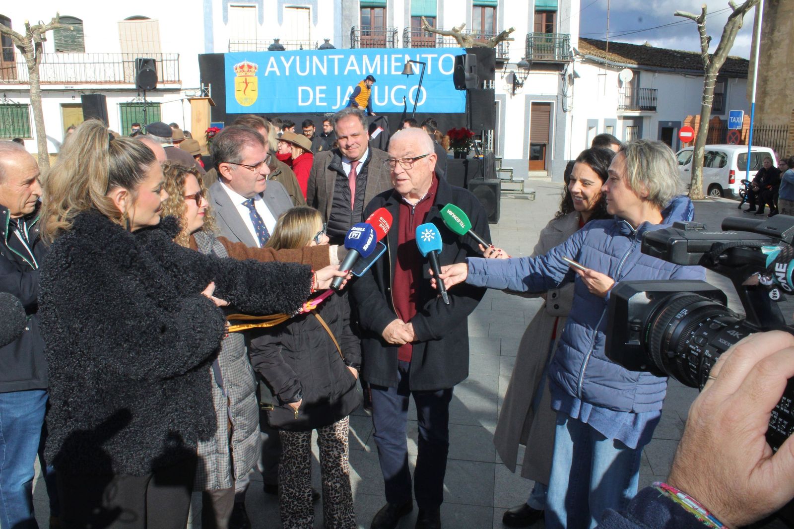 Fotografías de cómo son las Precampanadas de Jabugo con 12 lonchas de jamón