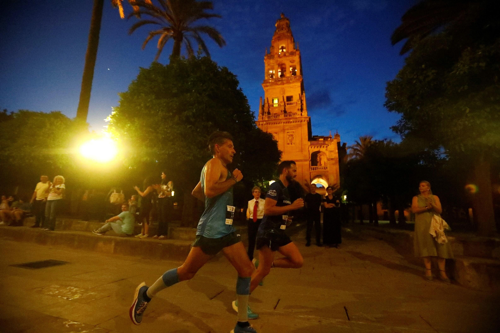 Las mejores fotos de la XX edición de la Nocturna Trotacalles en Córdoba