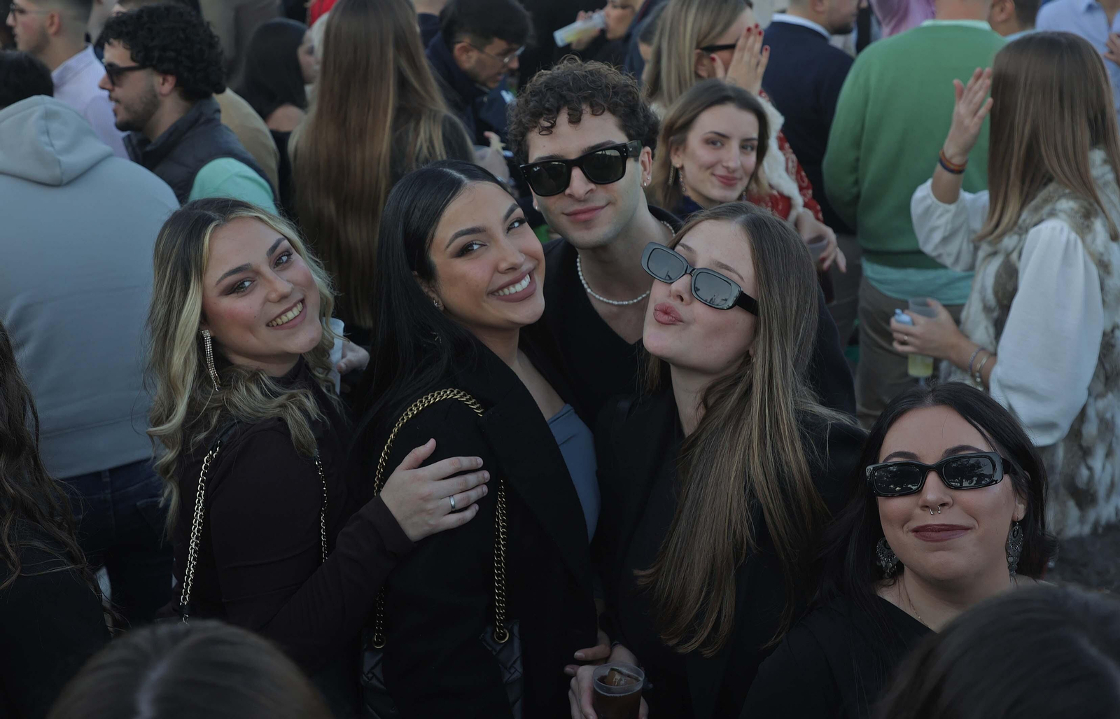 Búscate en las fotos de la celebración del 24 de diciembre en Algeciras