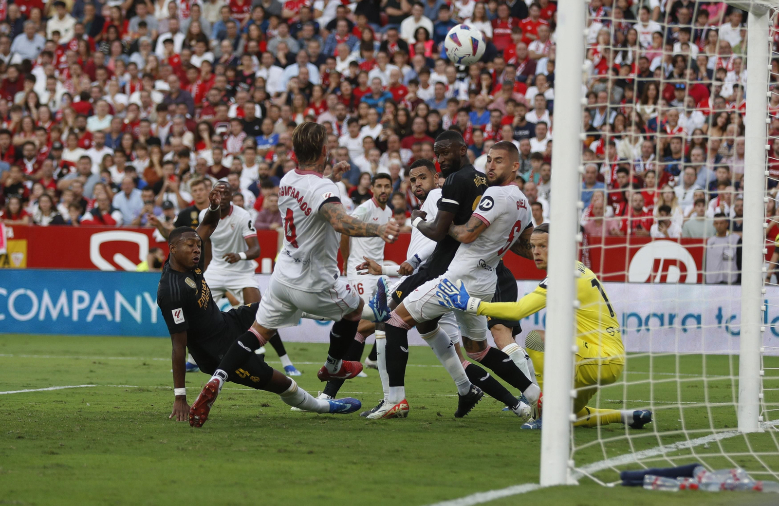 Las fotos del Sevilla-Madrid