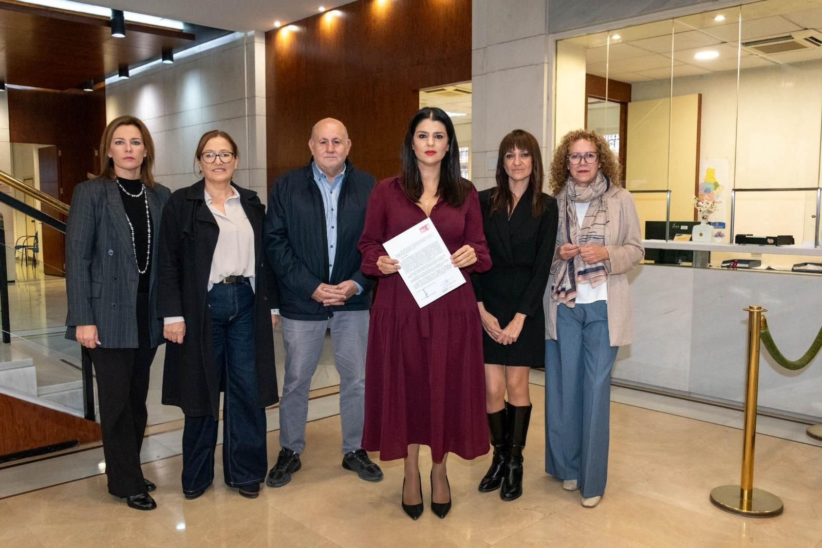 El PSOE pide un pleno para debatir la situación actual de la Diputación Provincial tras las detenciones.