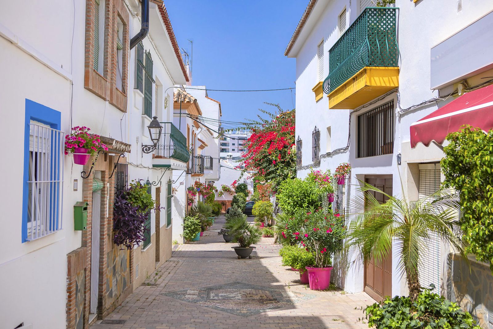 Vista general de la calle Figueroa de Estepona.