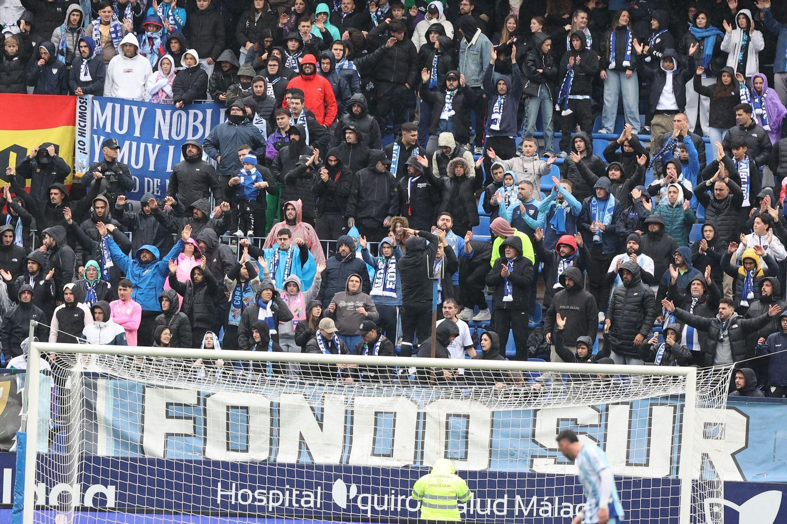 Búscate en las gradas de La Rosaleda en el Málaga CF-Almería