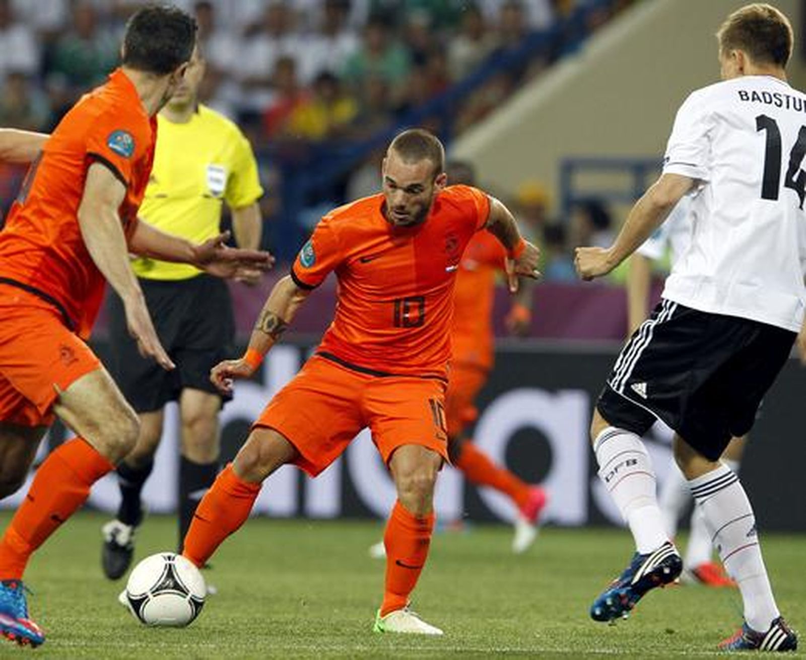 Alemania da un golpe en la mesa al vencer 1-2 a Holanda.

Foto: EFE