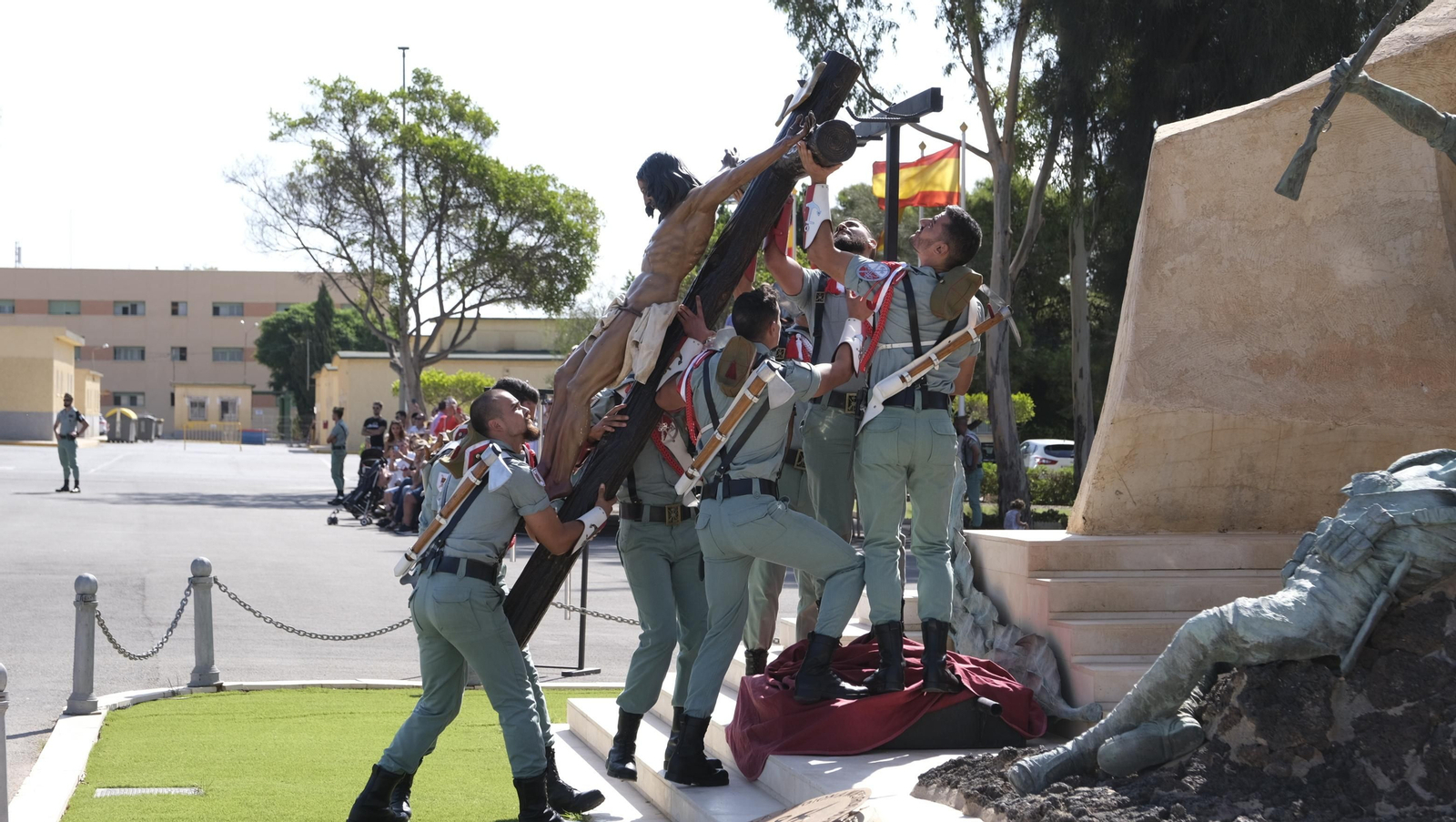 Imágenes del 102 aniversario de La Legión en Almería