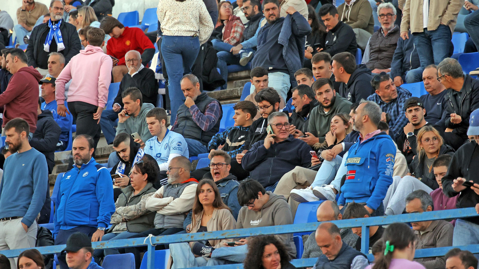 Búscate en el Xerez DFC - Córdoba B en el Pedro S. Garrido de Jerez