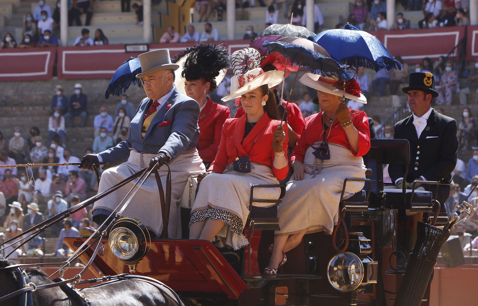 Exhibición de Enganches