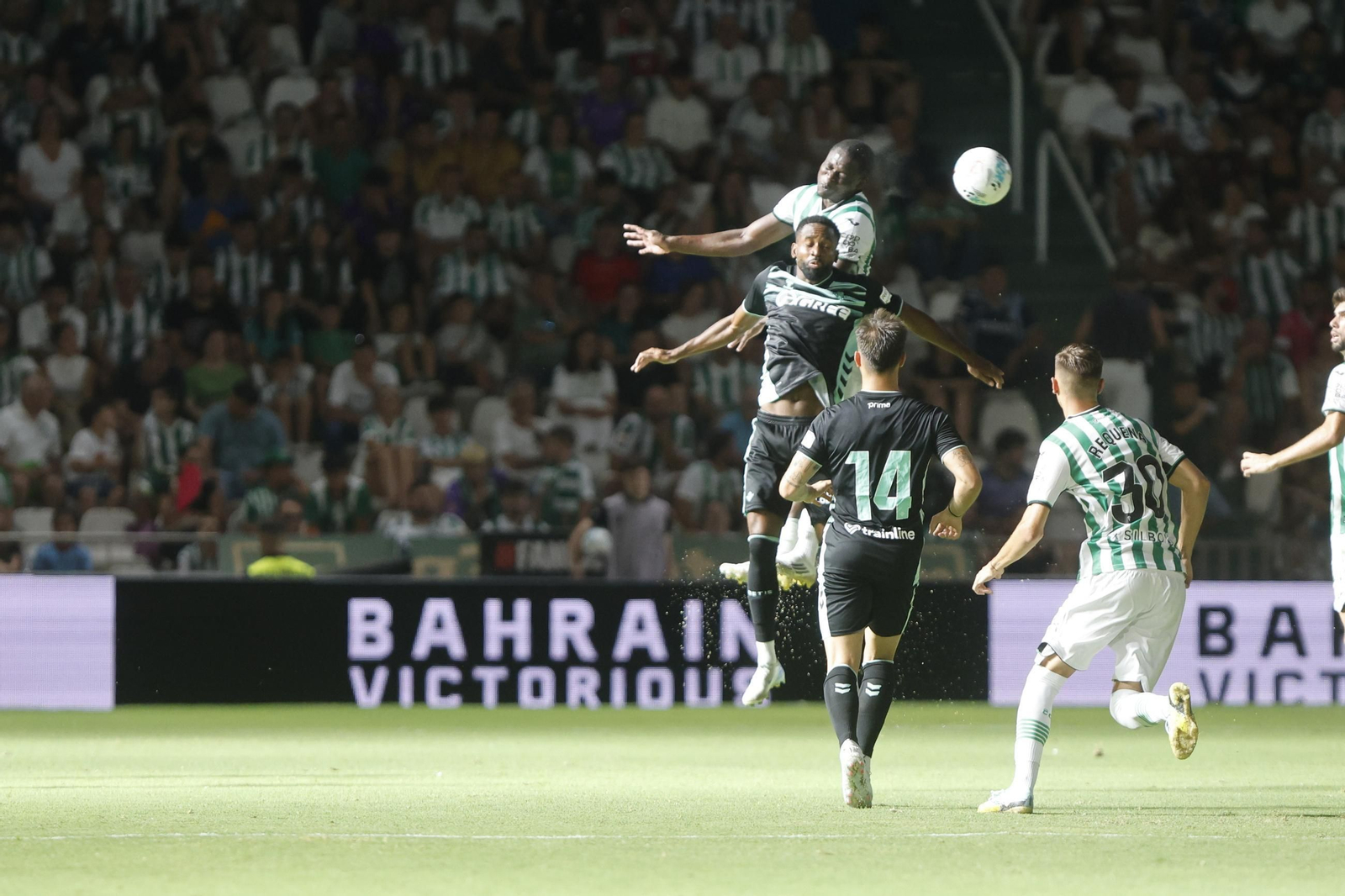 Las mejores fotos del partido en El Arcángel entre el Córdoba CF y el Real Betis