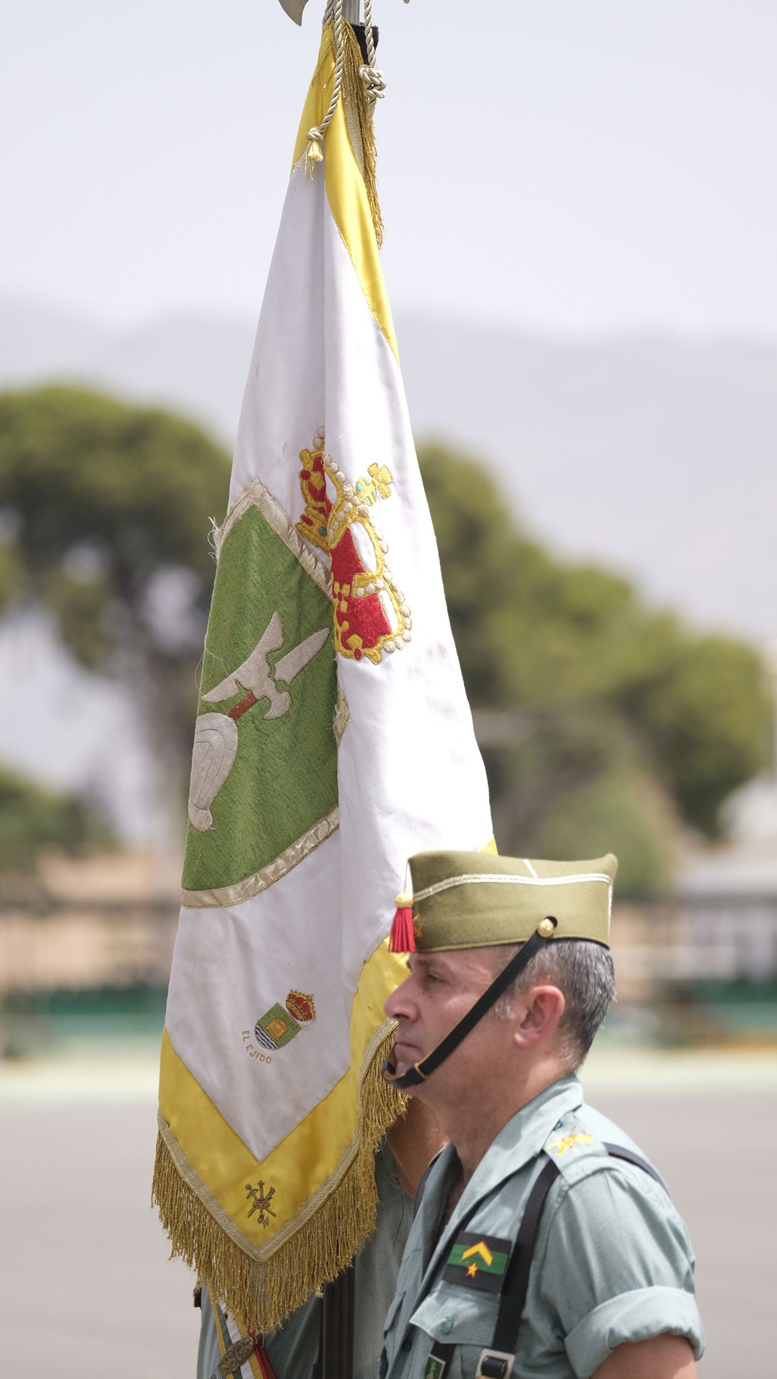 Visita de la Ministra de Defensa Margarita Robles a La Legión Española, en Viator
