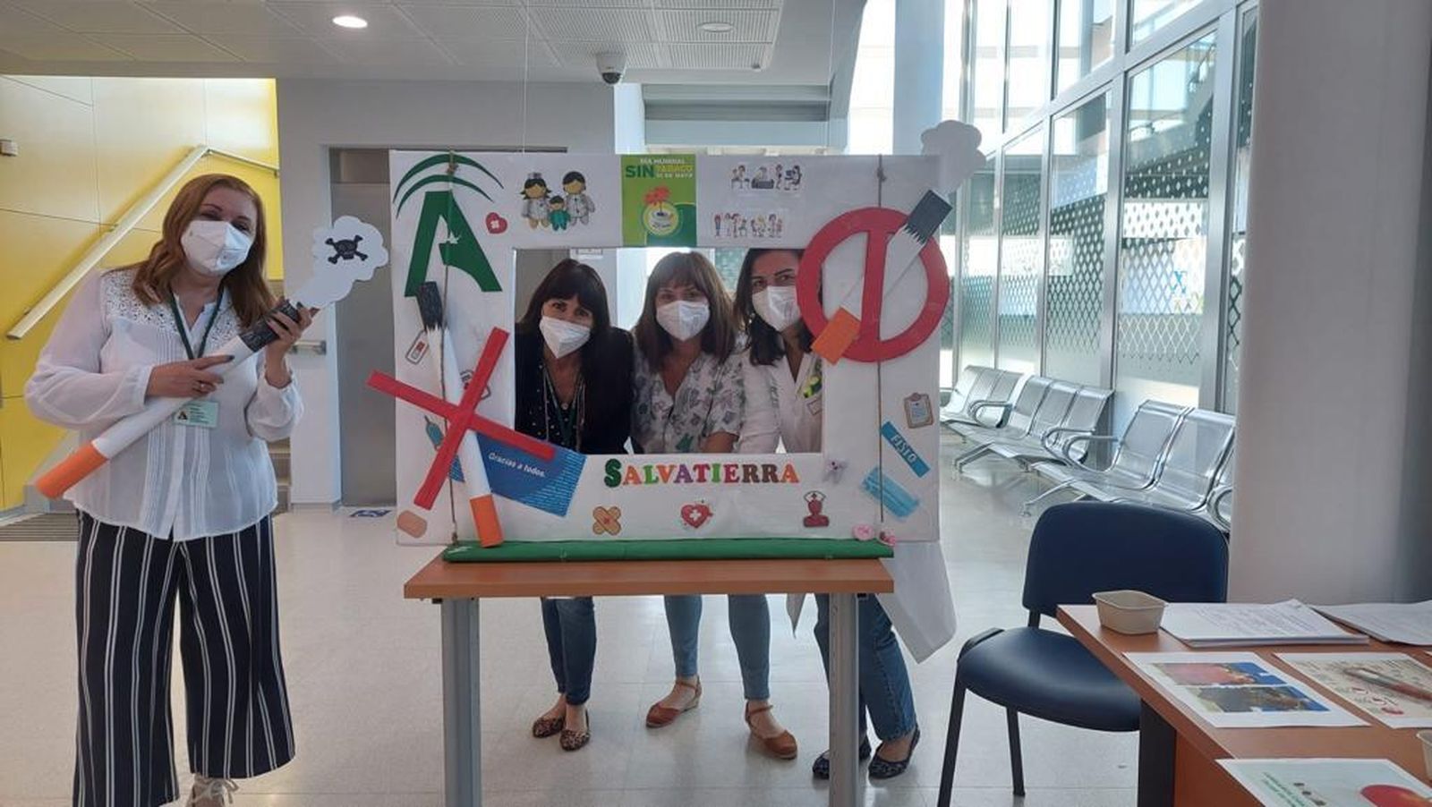 Centros de salud de El Puerto, como el Ángel Salvatierra, han conmemorado el Día Mundial sin Tabaco.