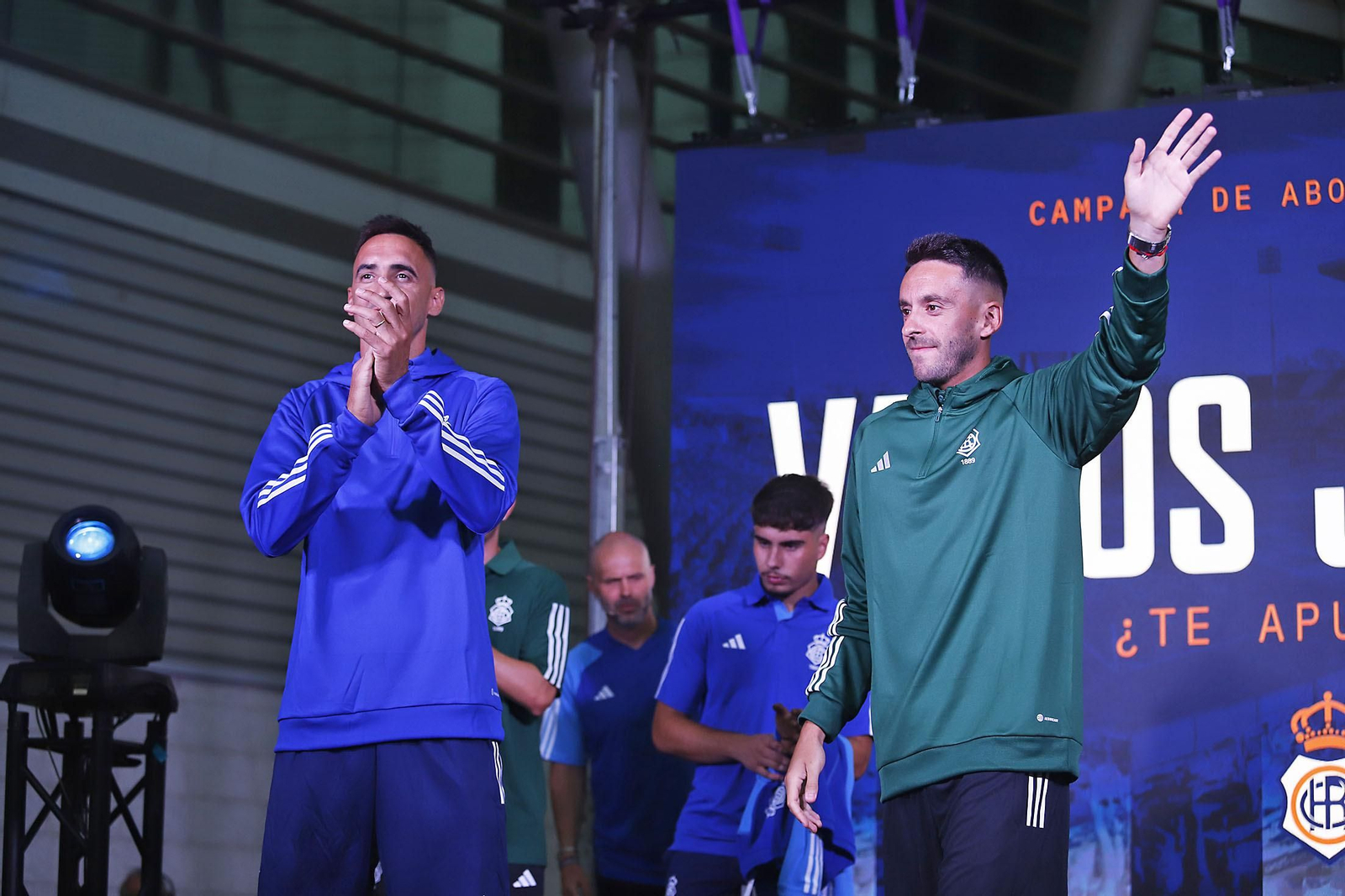 Imágenes de las nuevas equipaciones del Recreativo de Huelva para la temporada 2023/24