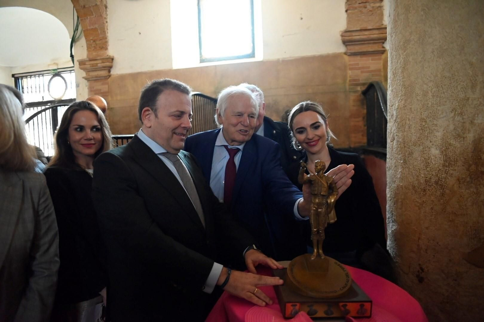 La presentación del Premio Nacional Taurino Califas del Toreo, en imágenes