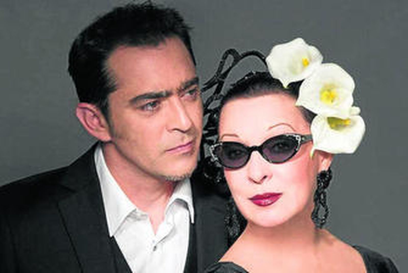 Raúl Rodríguez junto a su madre, Martirio.