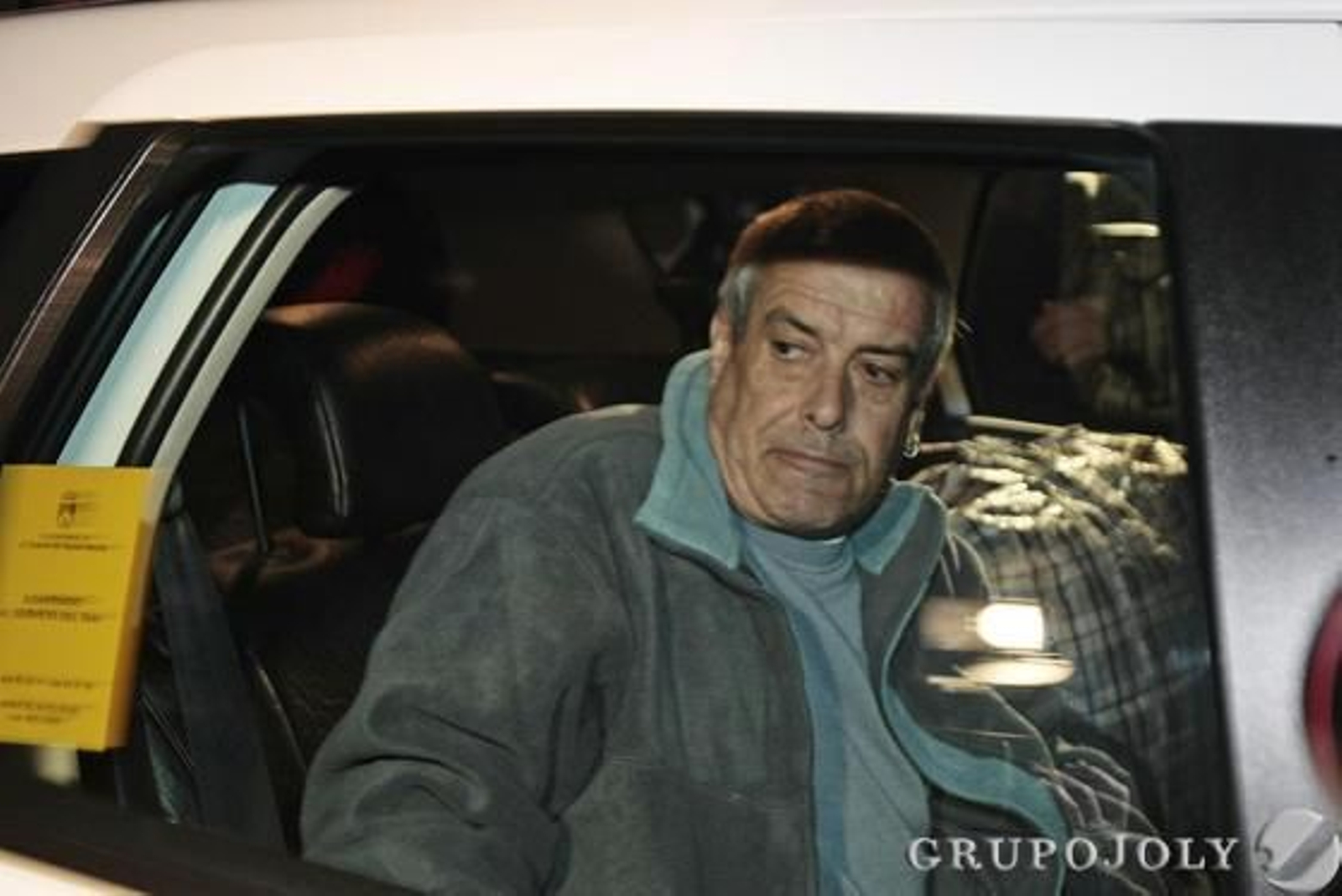 El etarra Fernández Larrinoa sale de la prisión de Puerto I. 

Foto: Fito Carreto