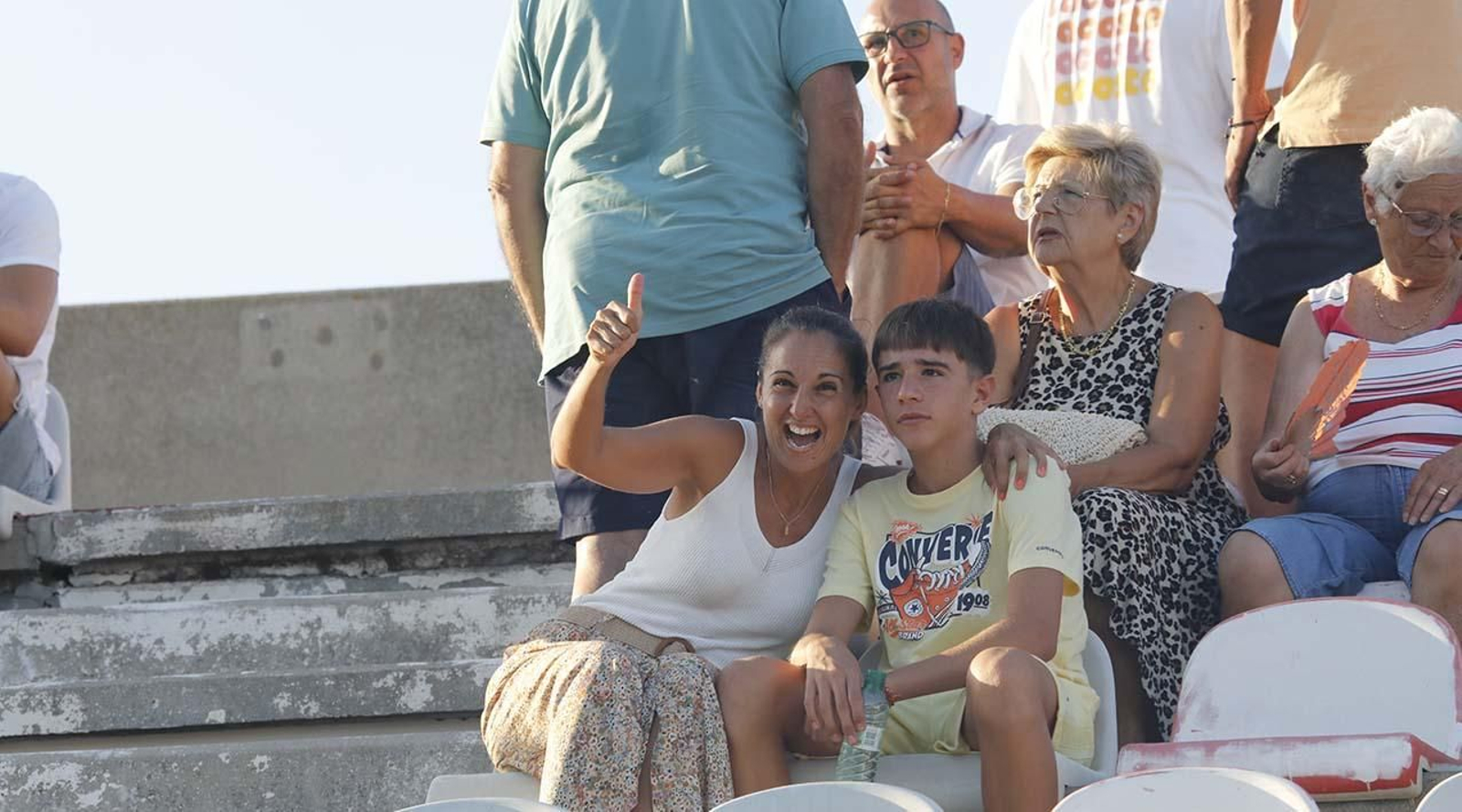 Búscate entre los aficionados del Algeciras CF - Sevilla Atlético en el Nuevo Mirador