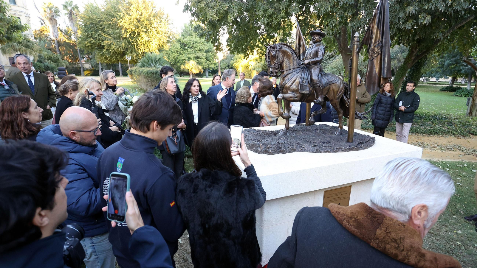 Inauguración del monumento dedicado a Álvaro Domecq en la Real Escuela