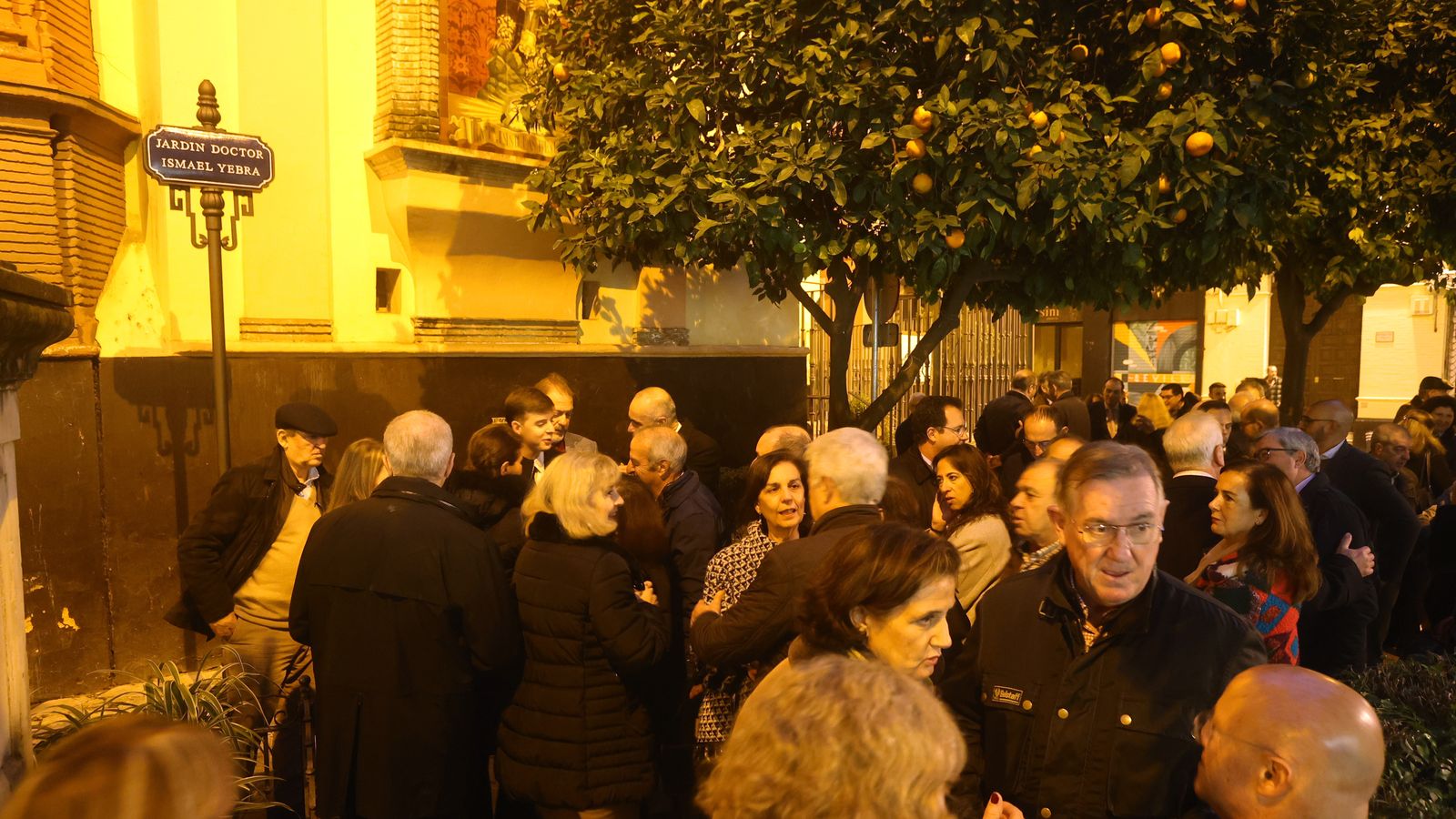 Nueva rotulación del Jardín del Doctor Ismael Yebra