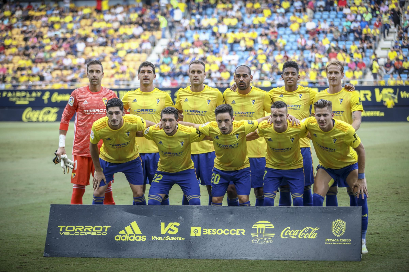 El Cádiz-Huesca, en imágenes