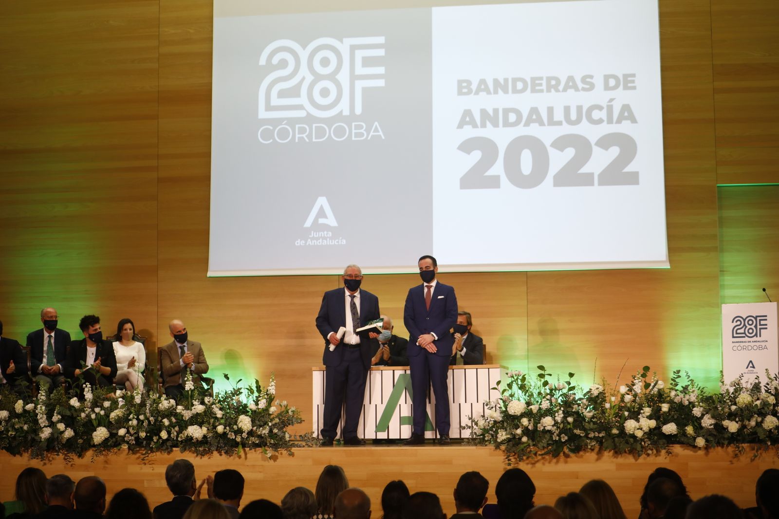 La entrega de las Banderas de Andalucía en Córdoba por el 28F, en imágenes