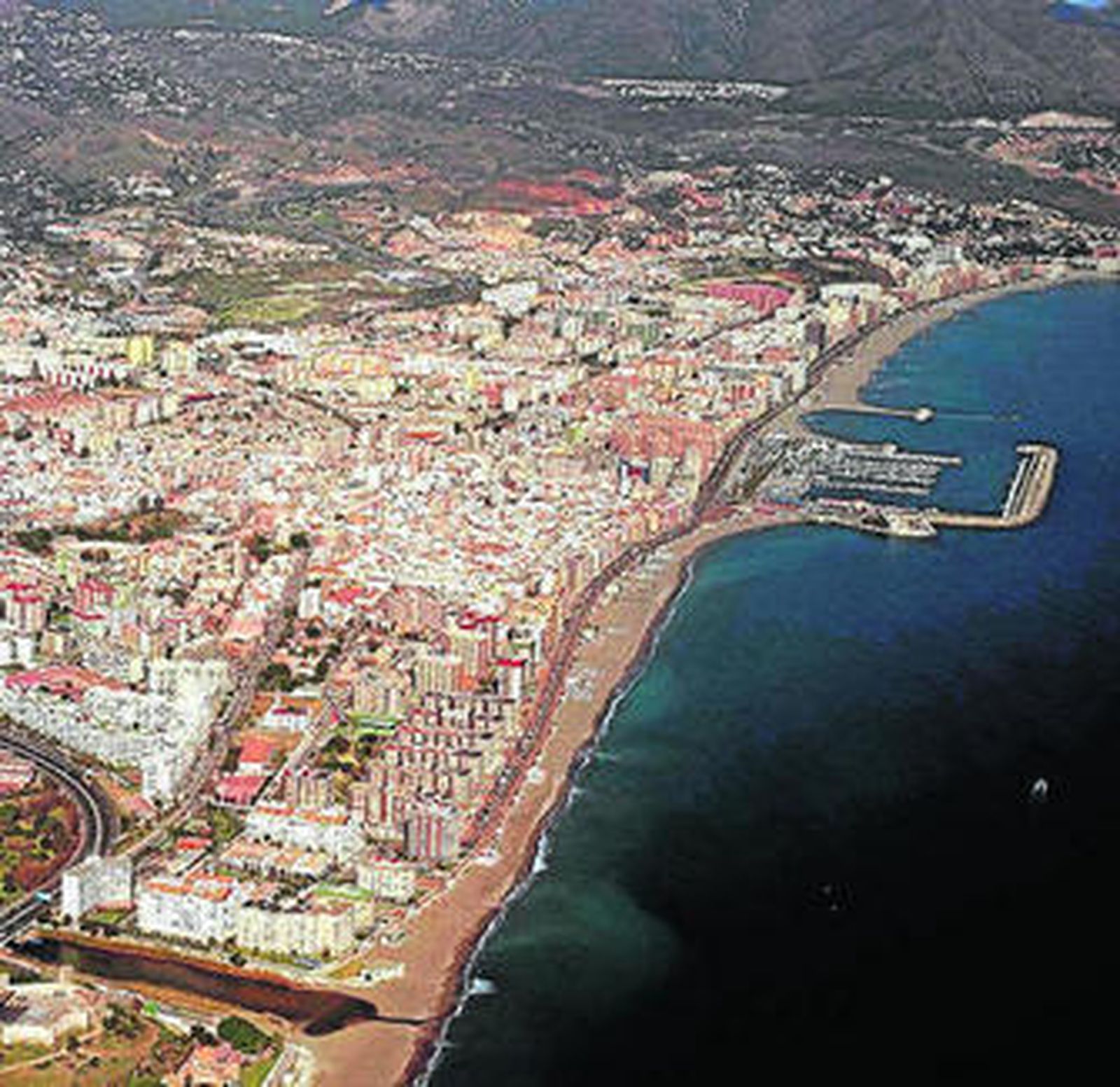 Vista aérea del municipio de Fuengirola.