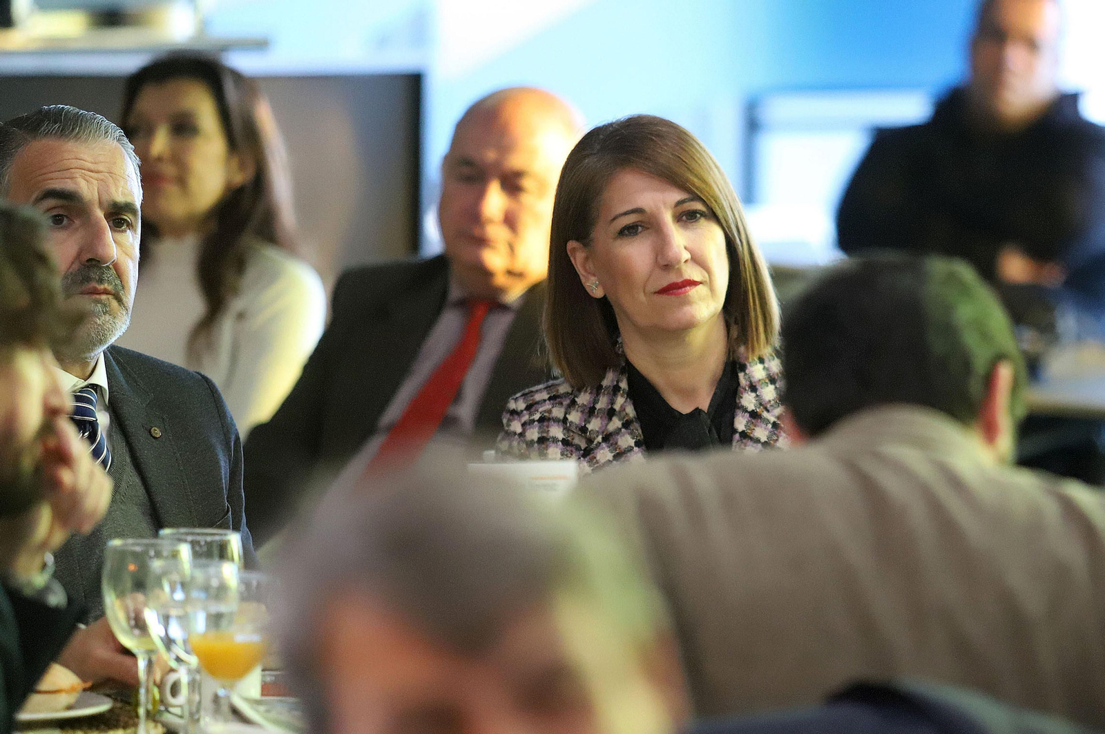 Imágenes de los asistentes al Desayuno Coloquio "Economía azul, claves para el desarrollo sostenible" organizado por el Grupo Joly