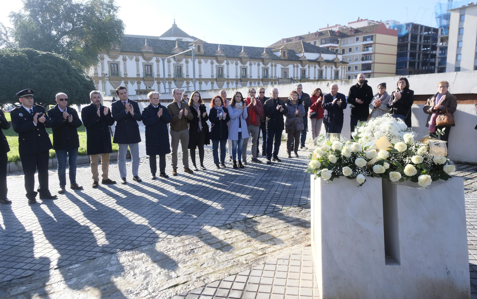 Aniversario del asesinato de las agentes de la Policía Local María de los Ángeles y María Soledad, en fotografías
