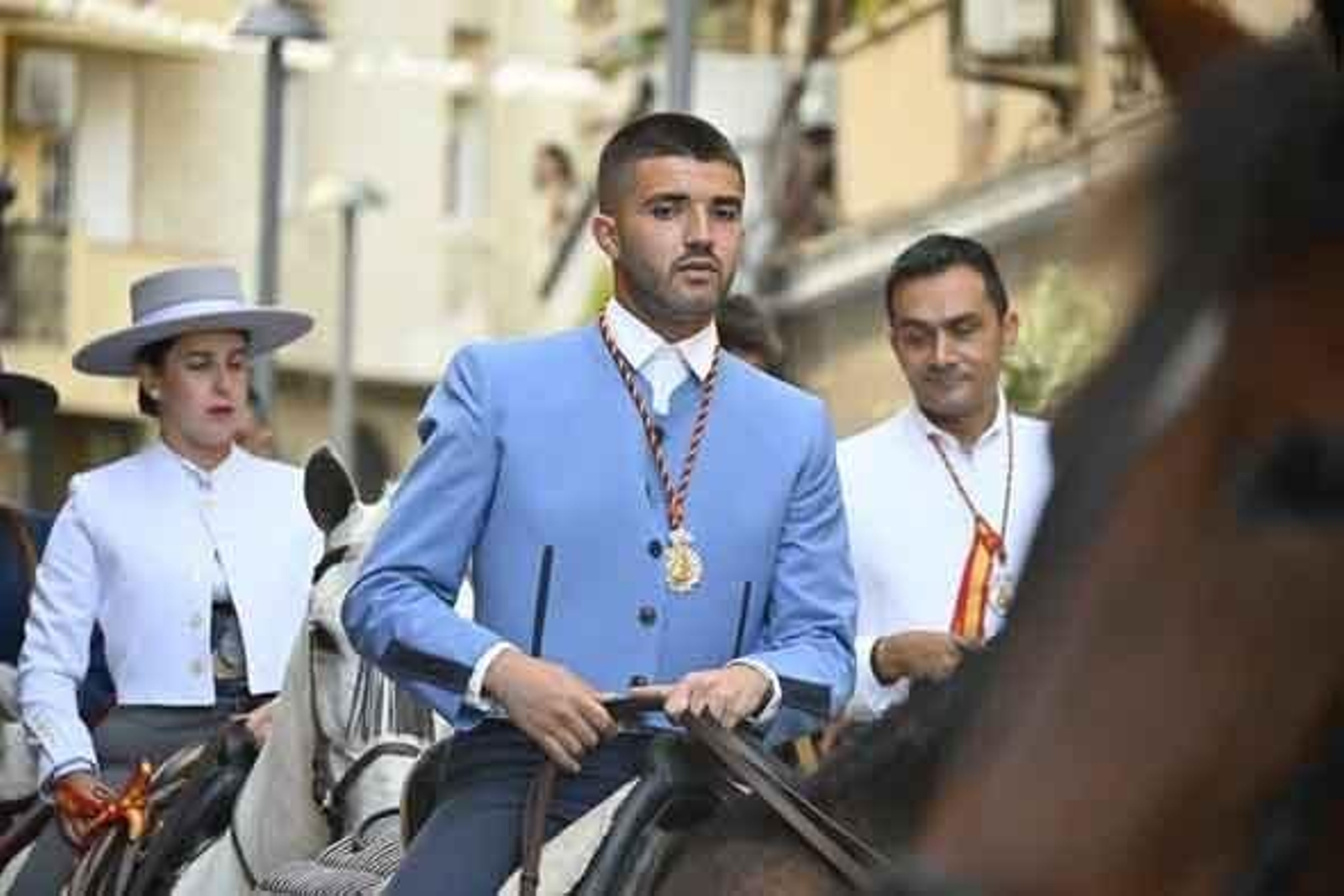 Las mejores imágenes de los peregrinos en la salida de Emigrantes