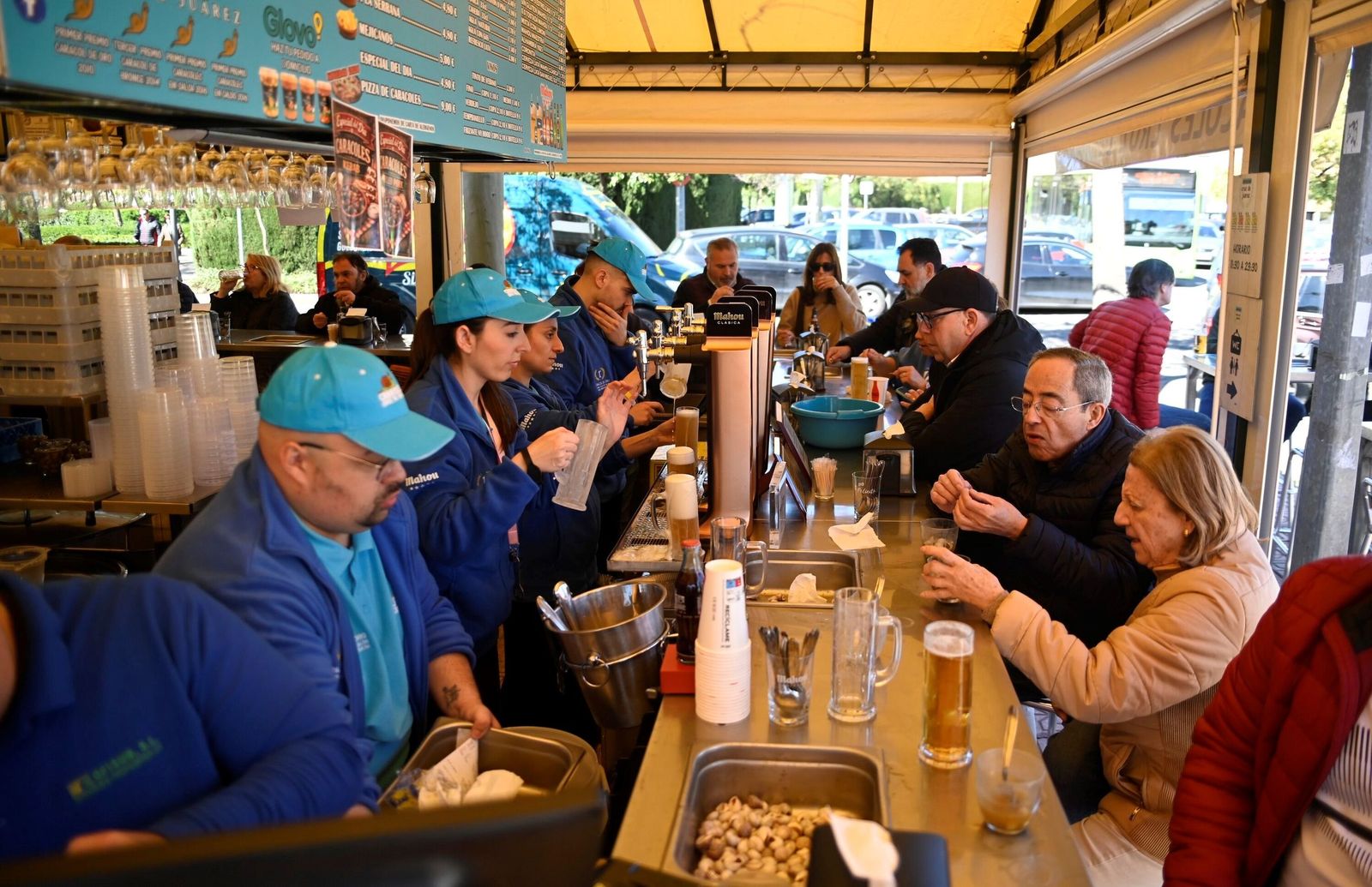 El arranque de la temporada de caracoles en Córdoba, en imágenes