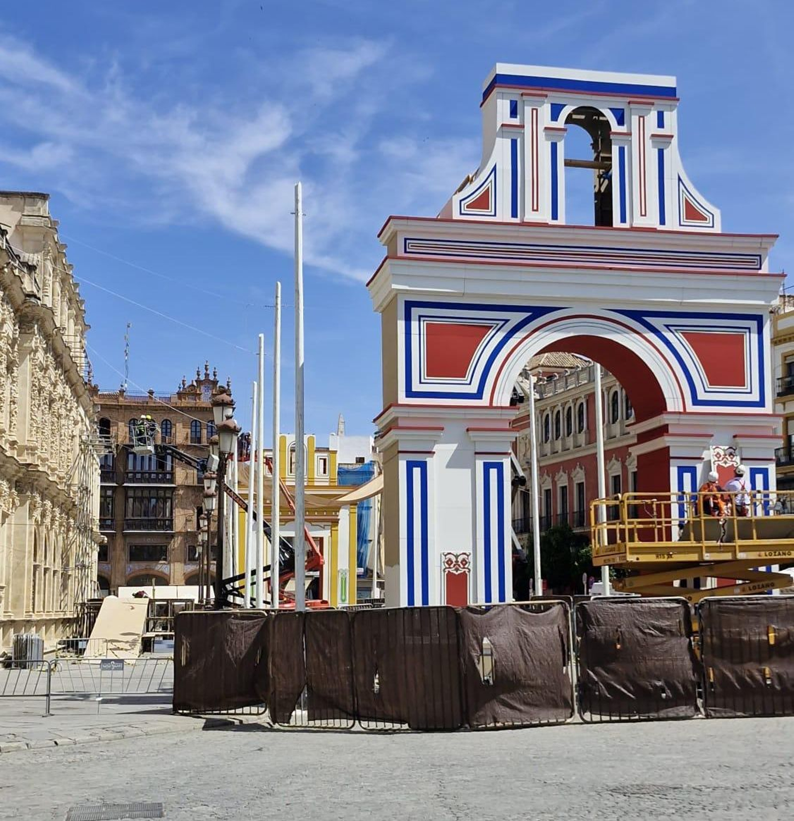 Las portadas del Corpus, a punto de acabarse.