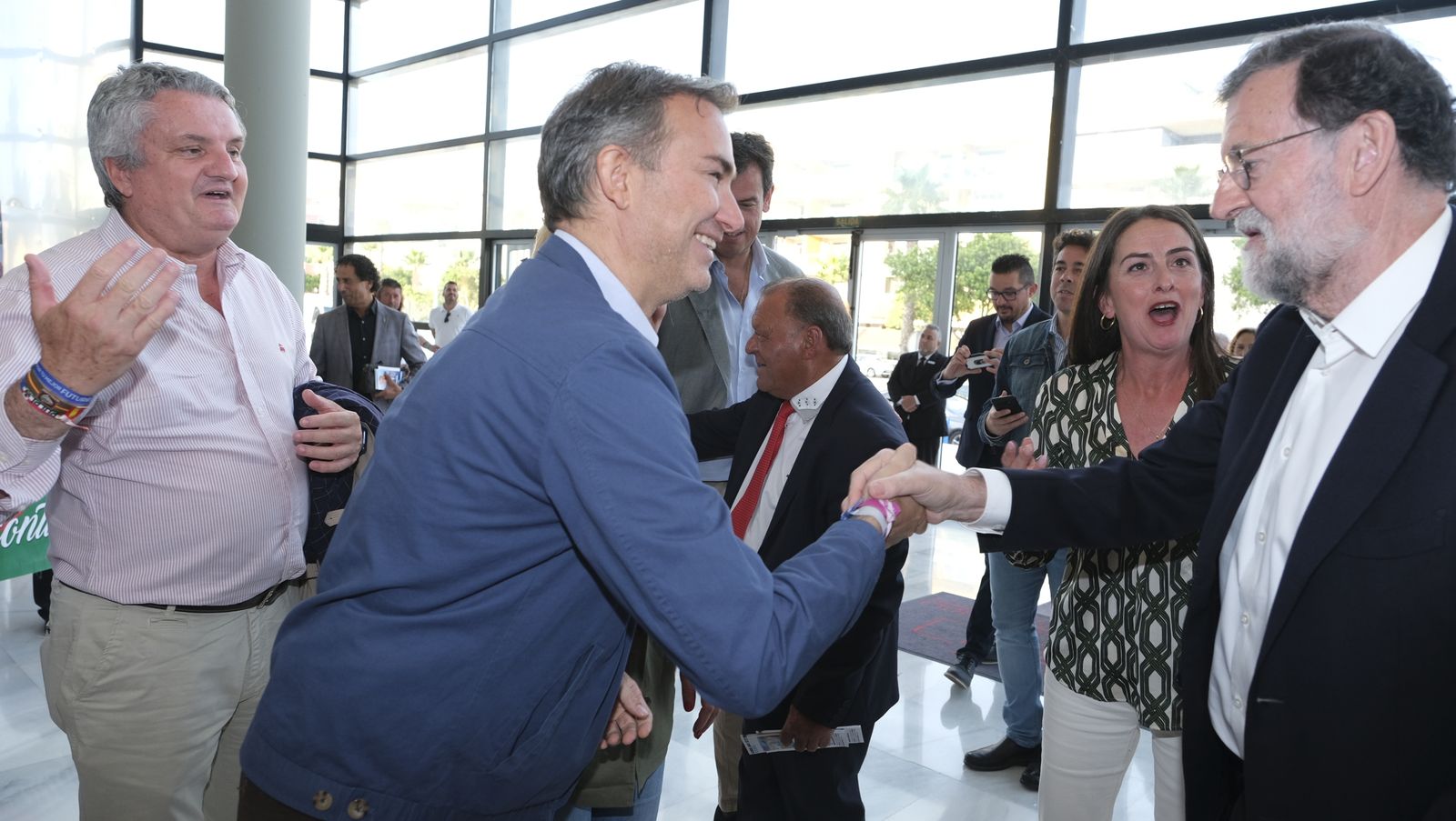 Imágenes de Rajoy apoyando la candidatura de Gabriel Amat a la Alcaldía de Roquetas de Mar