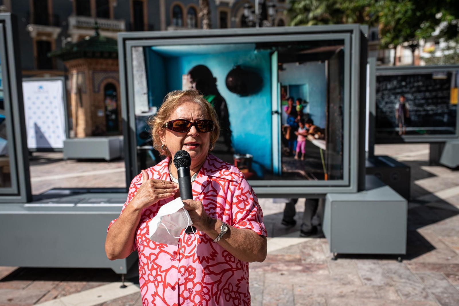 La presentación de la exposición de Cristina García Rodero "Tierra de Sueños" en imágenes