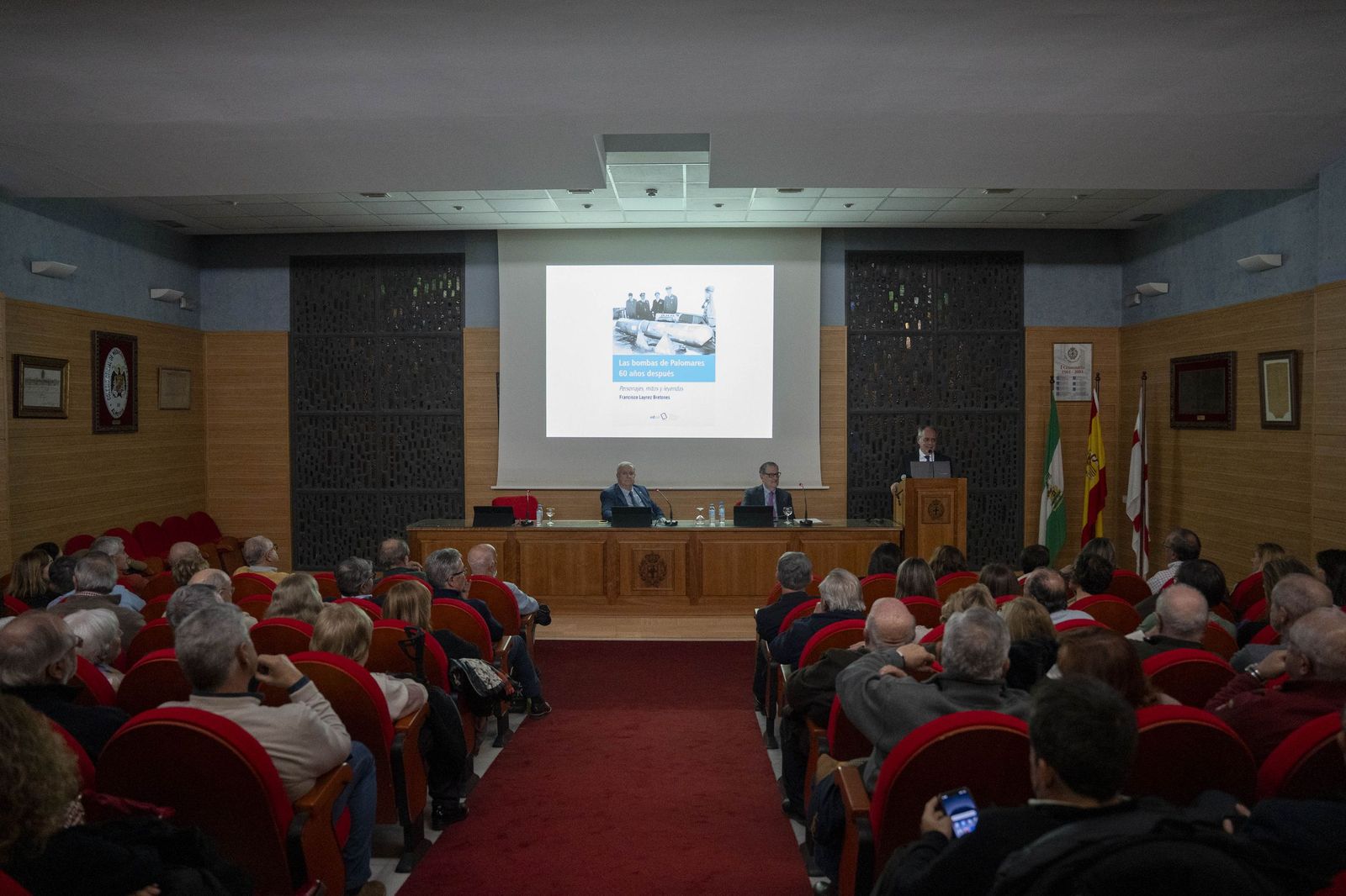 Palomares, 60 años después: se presenta el libro que revisita el mayor accidente nuclear en España, en imágenes