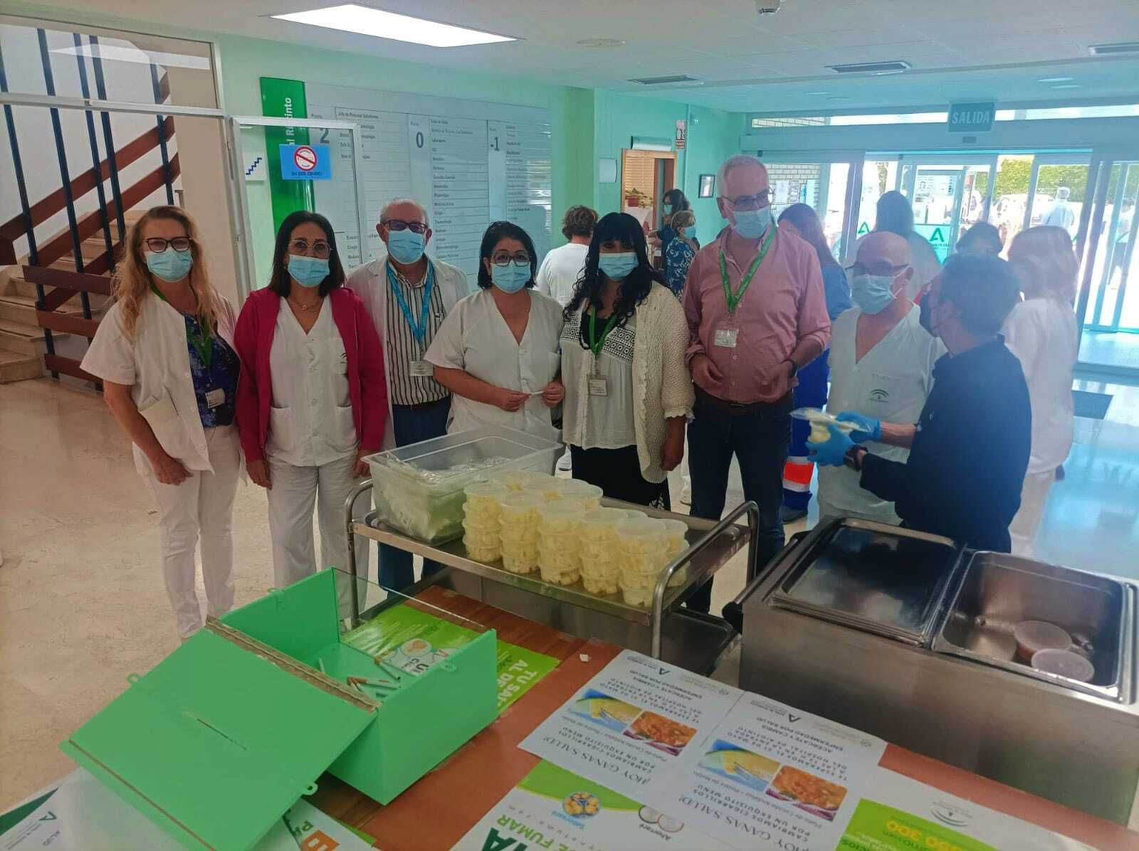 Punto de información con los platos.