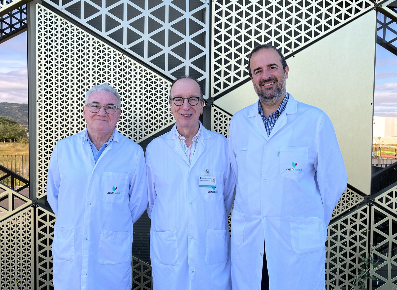 De izquierda a derecha, los doctores Sánchez, Entrenas y García Núñez.