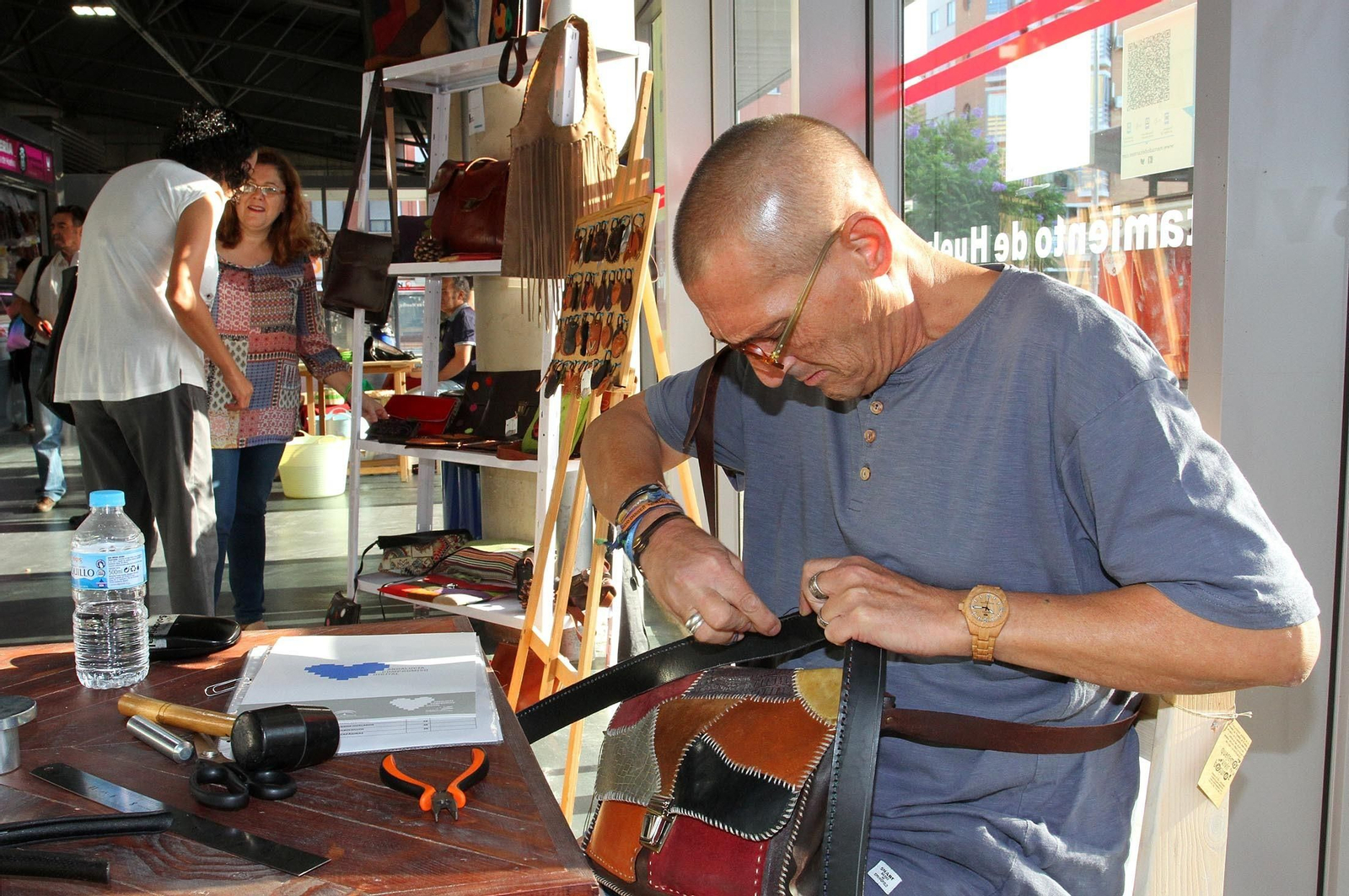 Imágenes de la VII Muestra de Artesanía FAISEM en el Mercado del Carmen.