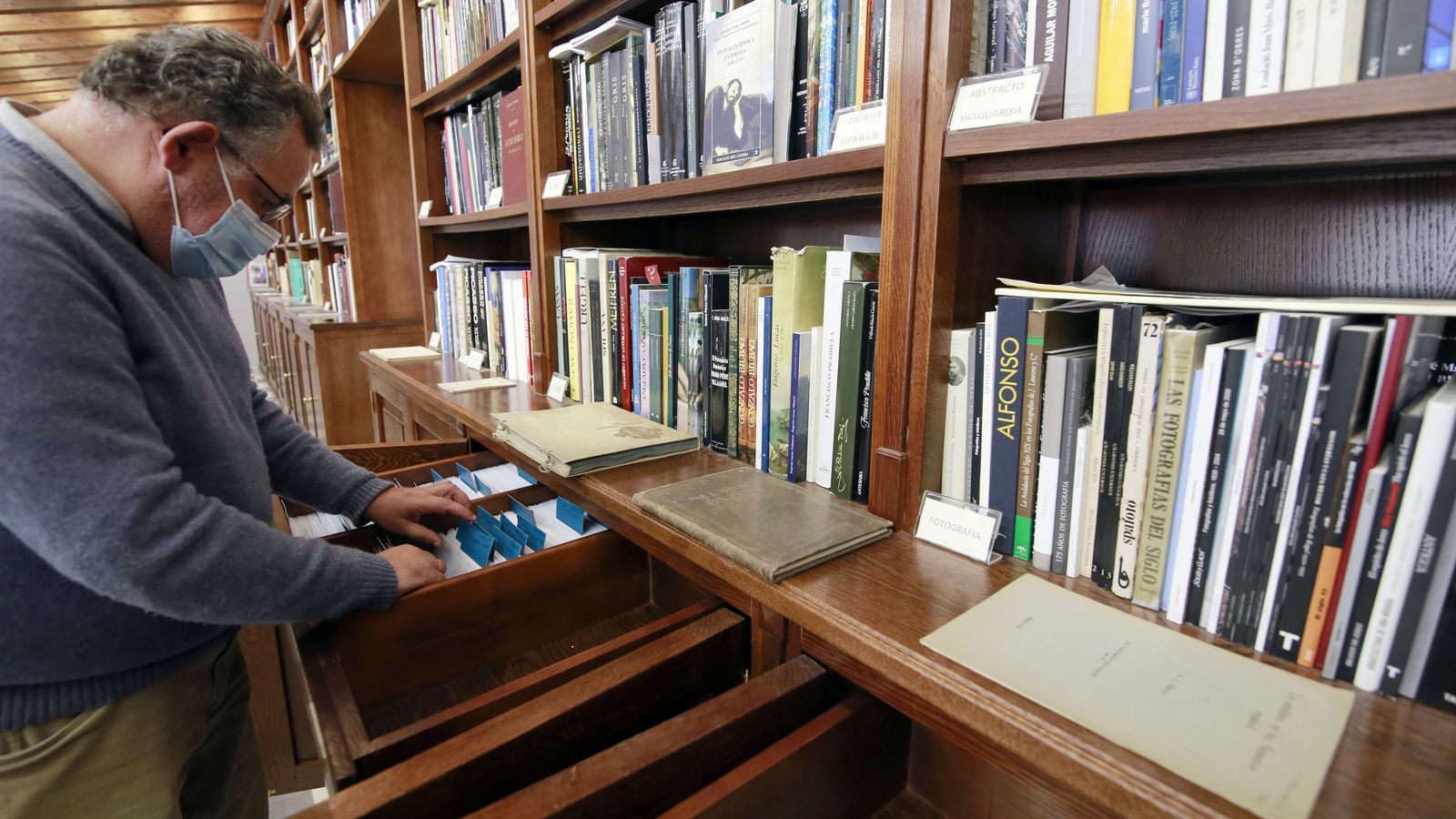 Imágenes del archivo fotográfico conservado en Bodegas Tradición