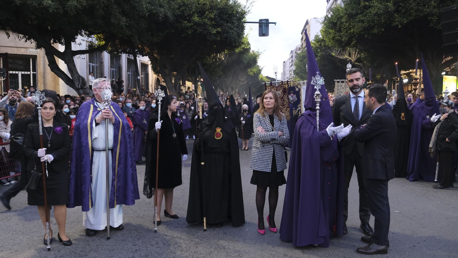 Procesión del Encuentro en Almería, en imágenes.