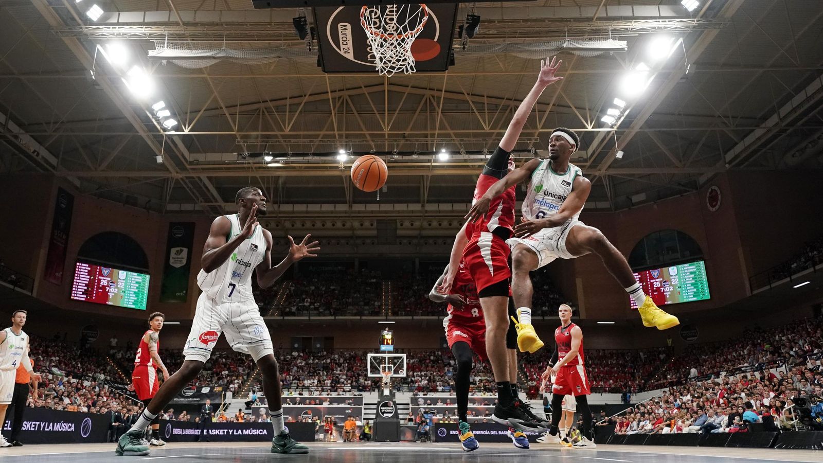 El UCAM Murcia-Unicaja de la Supercopa, en fotos
