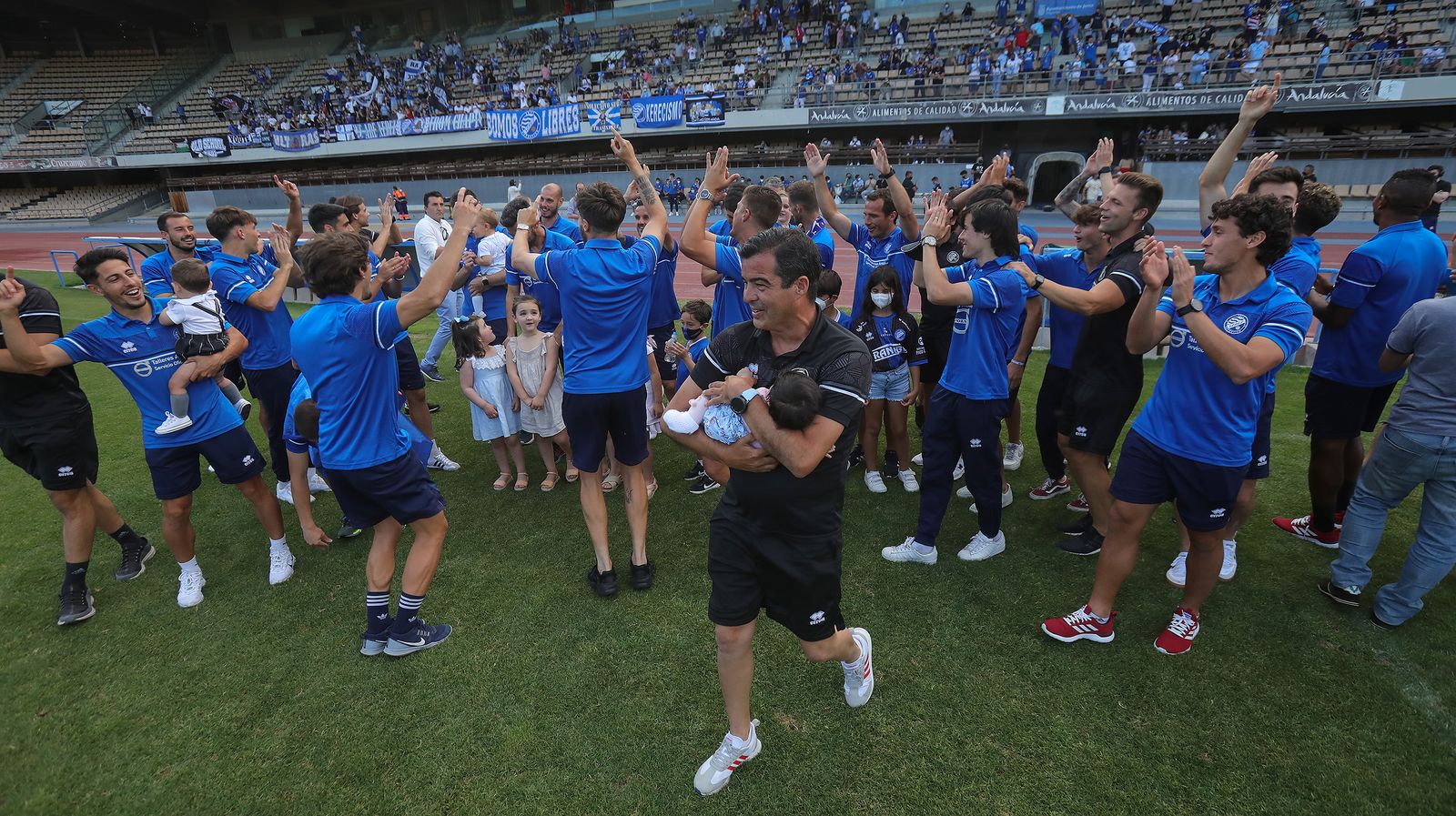 Fiesta del ascenso del Xerez DFC en Chapín