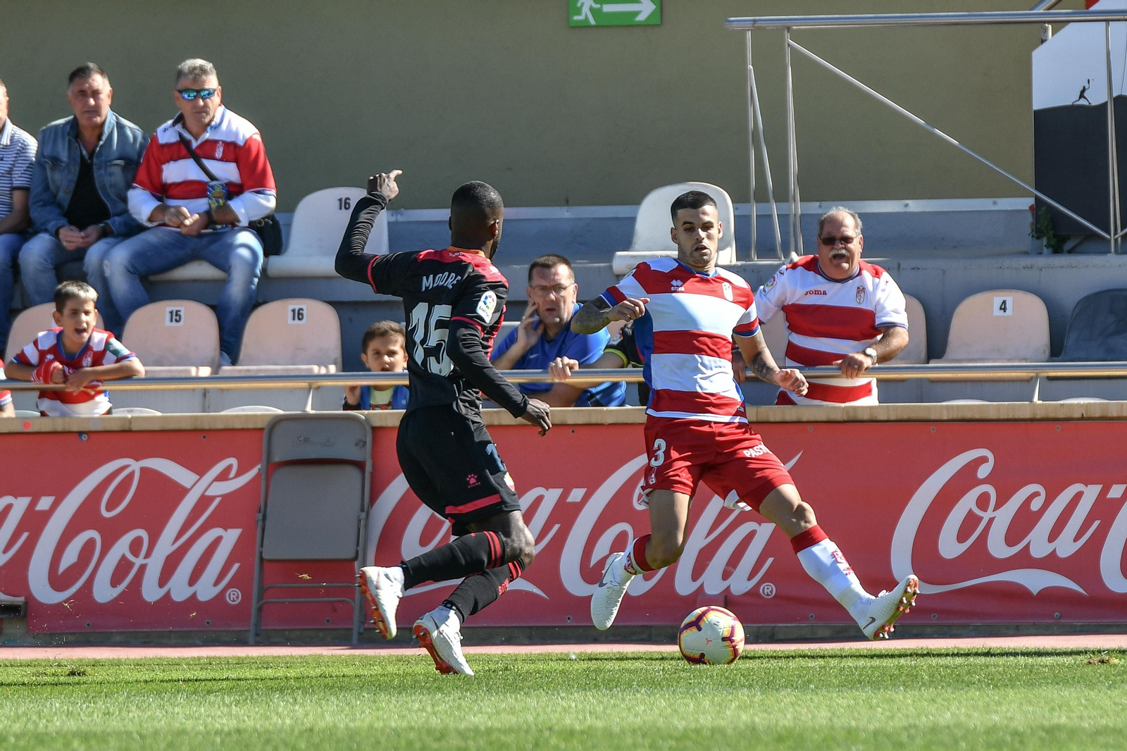 Álex Martínez estará doce semanas alejado de los terrenos de juego