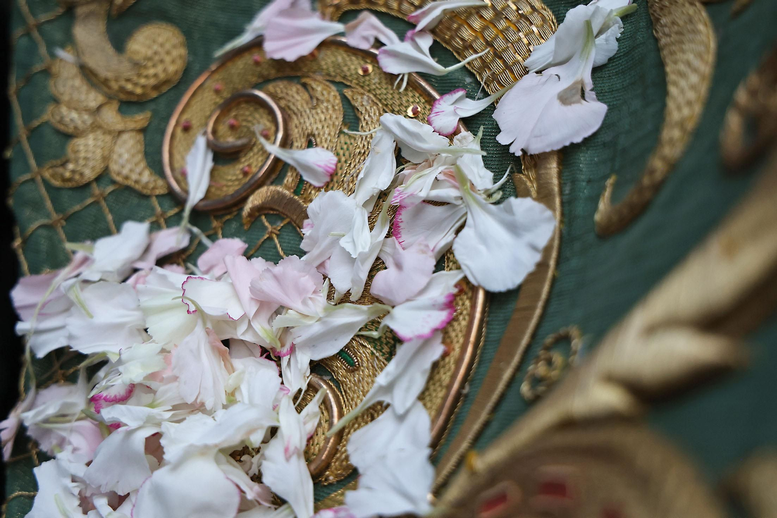 Miércoles Santo: La Hermandad de La Esperanza por las calles de Huelva