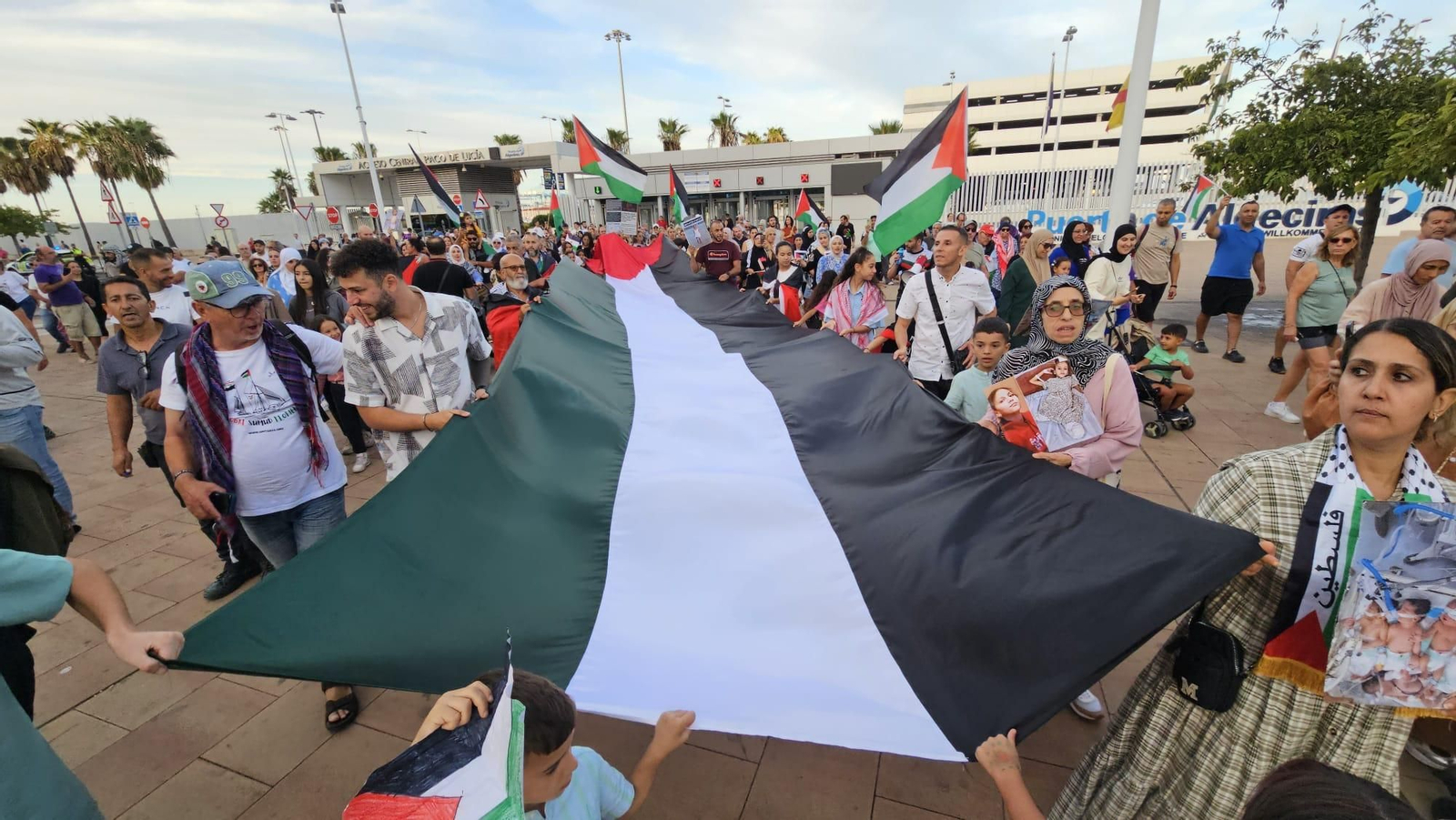 La marcha de la plataforma del Campo de Gibraltar con Palestina.
