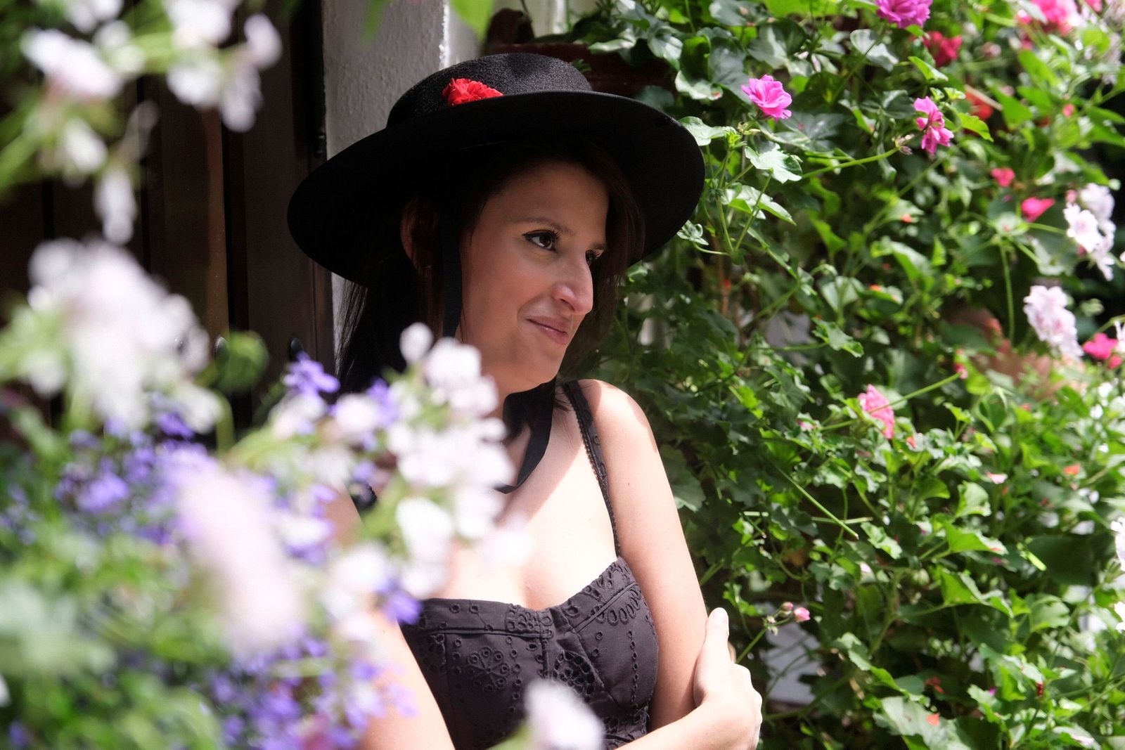 Los Patios de Córdoba se llenan de turistas en su primer fin de semana, en imágenes