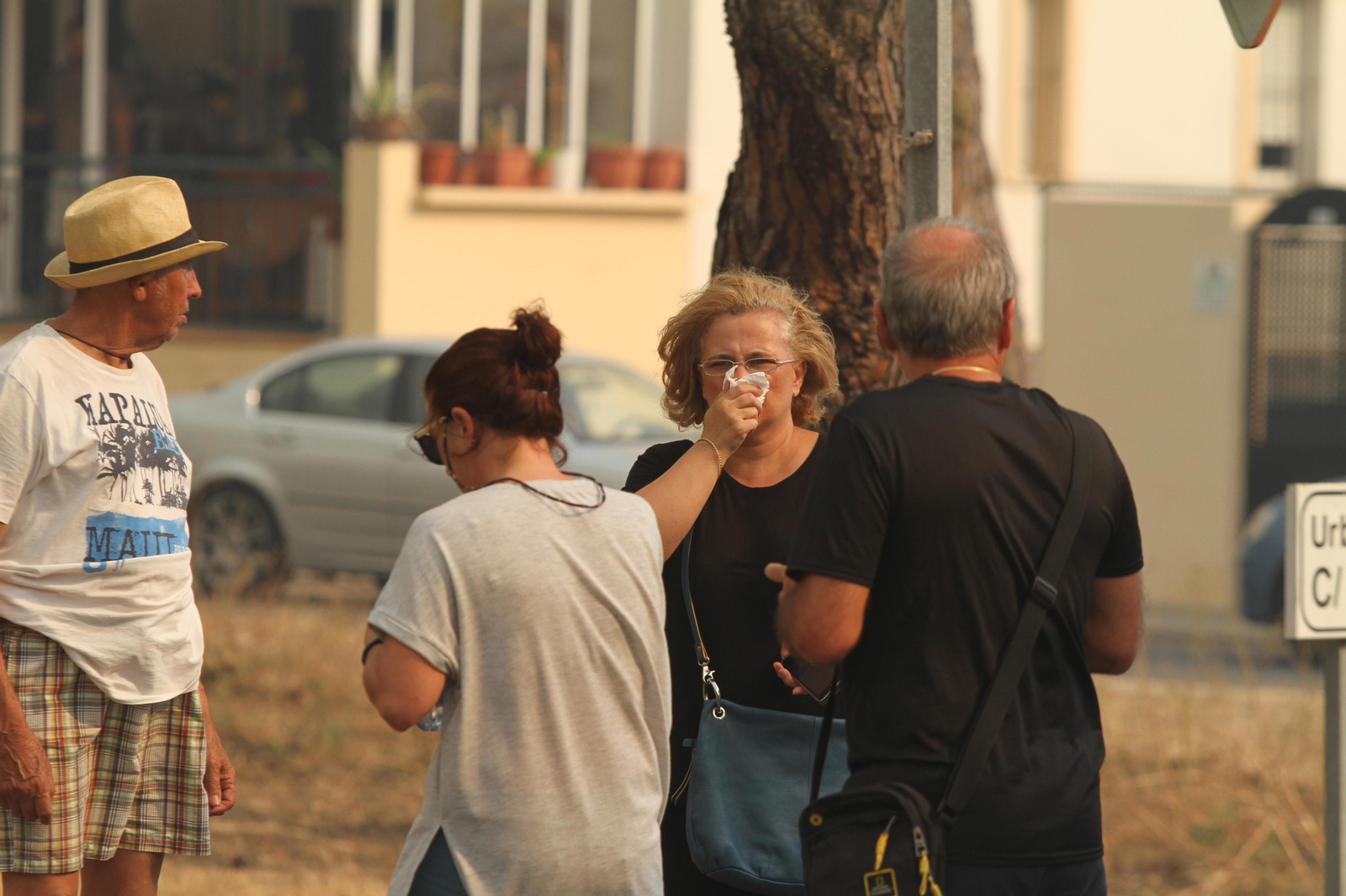 Las imágenes del incendio en Moguer y Mazagón